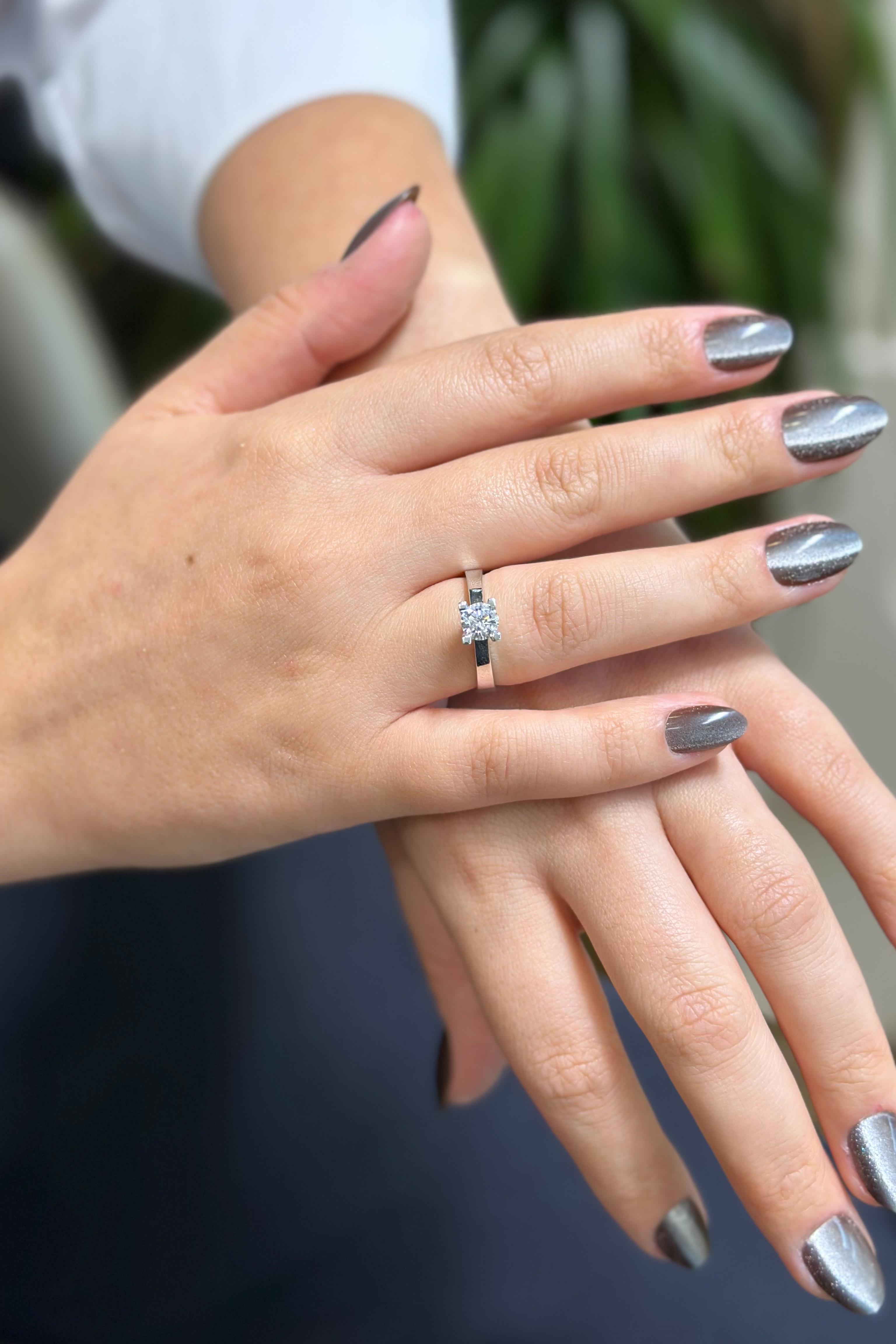 14 Ayar Tektaş Yüzük