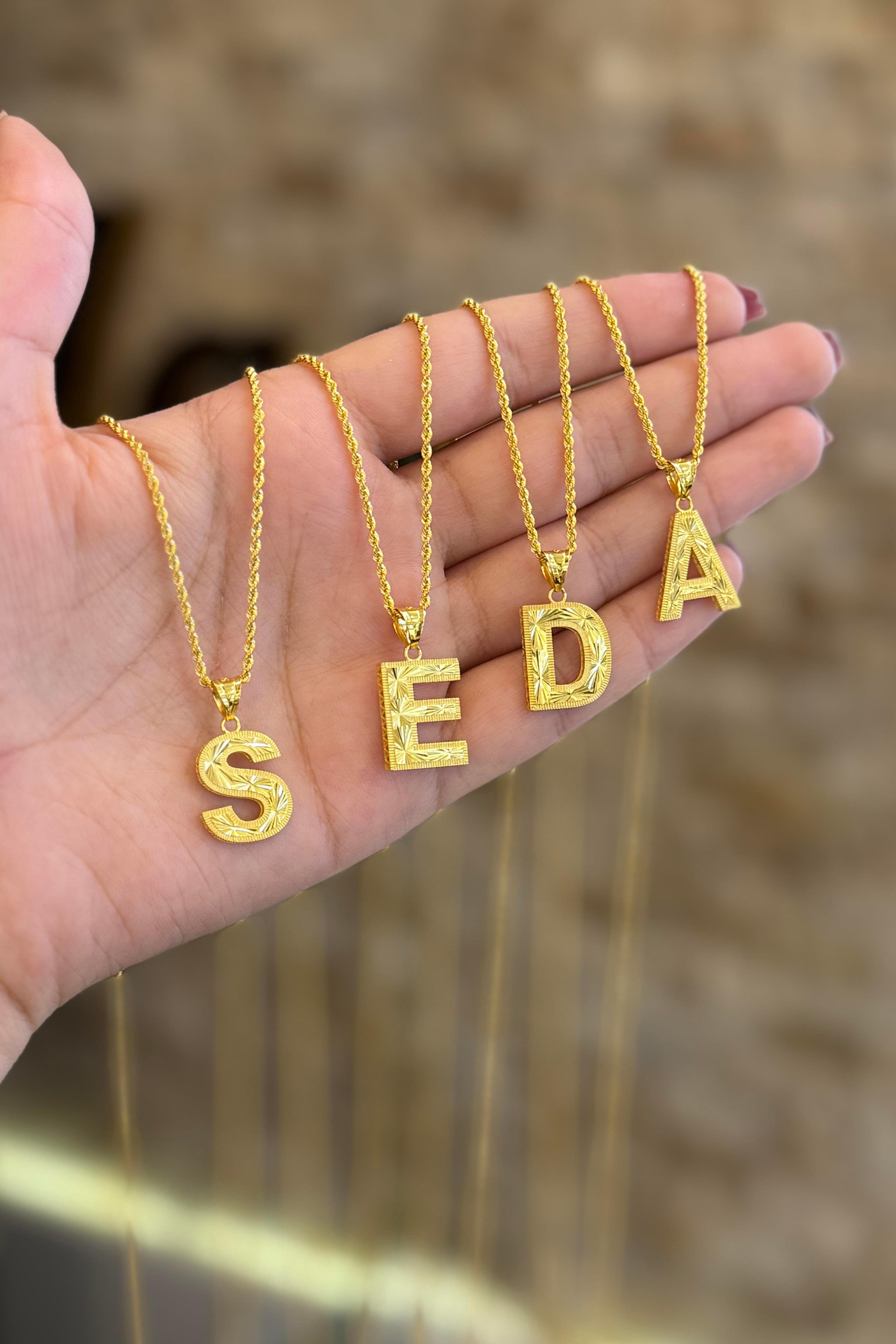 Ajda Desen Harf Kolye