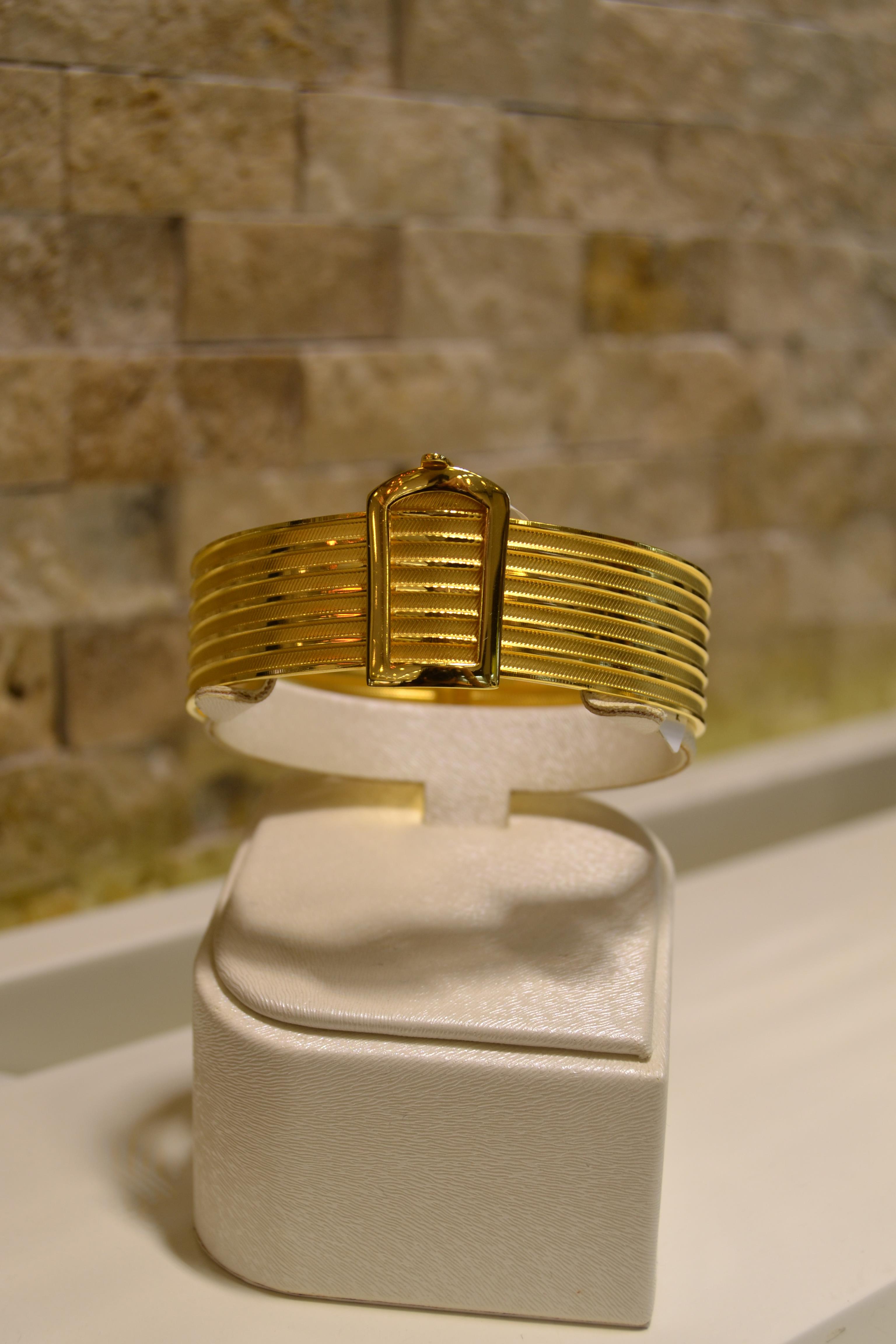 Altı Sıra Hasır Kelepçe