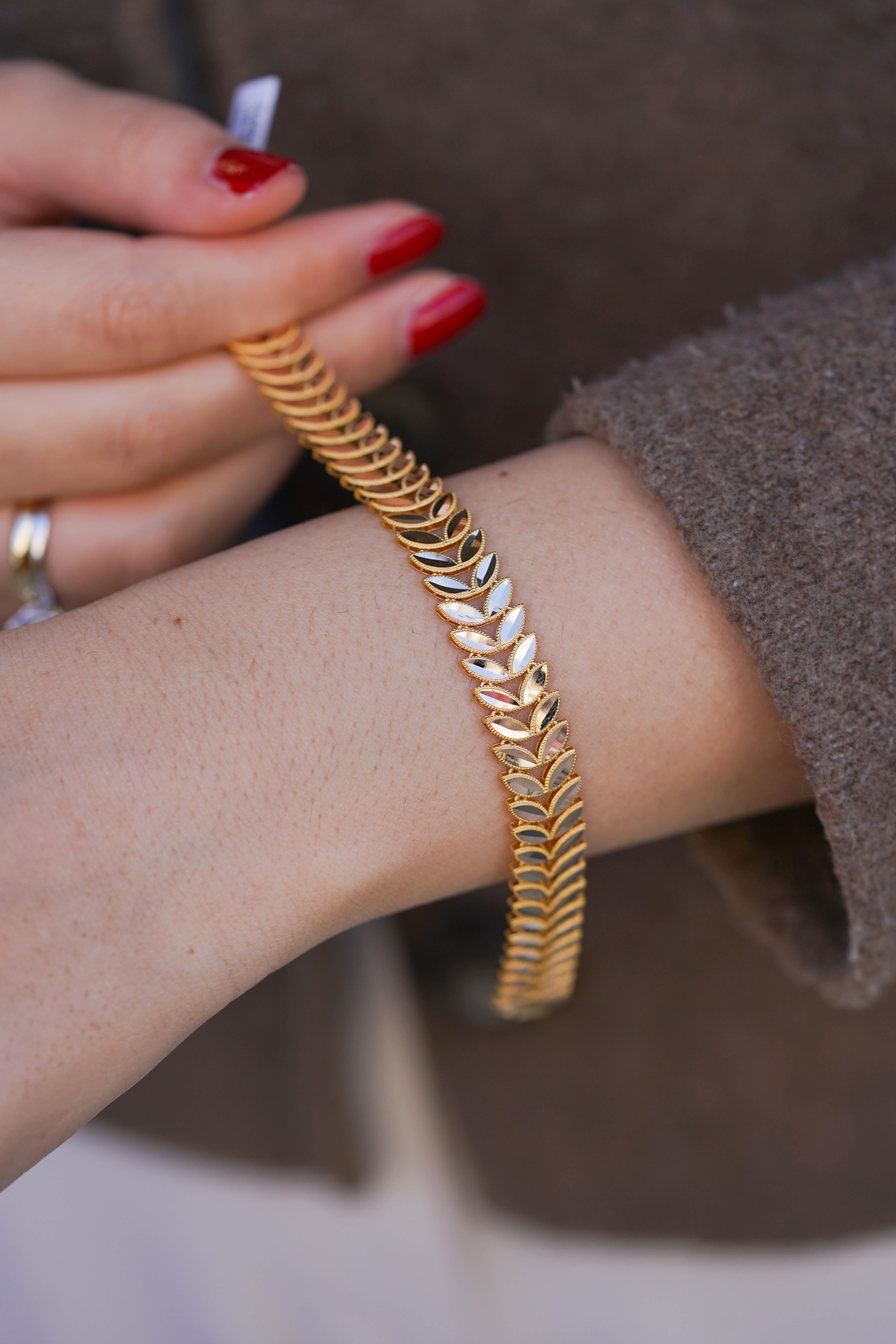 Başak Model Bileklik