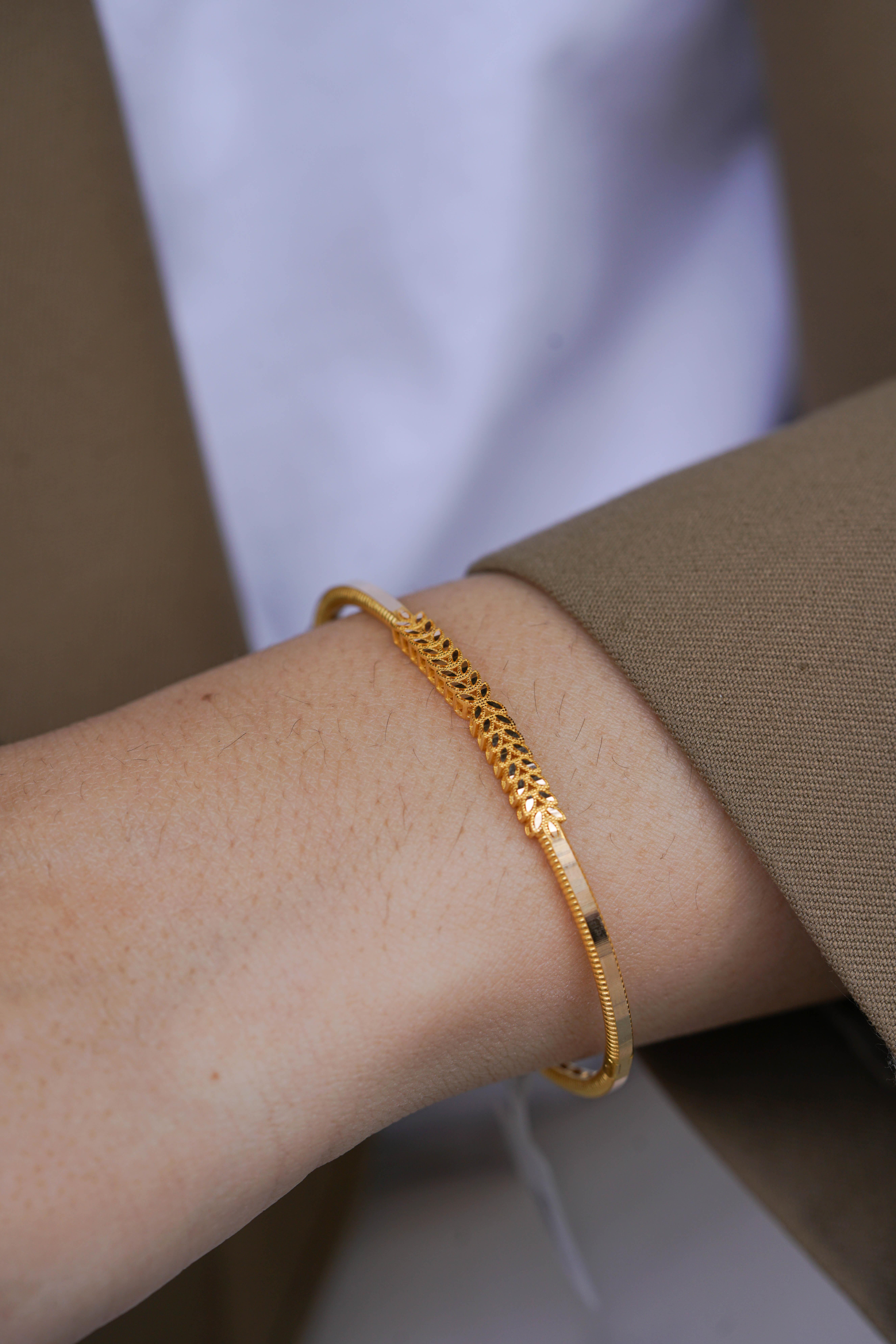 Başak Tasarımlı Kelepçe