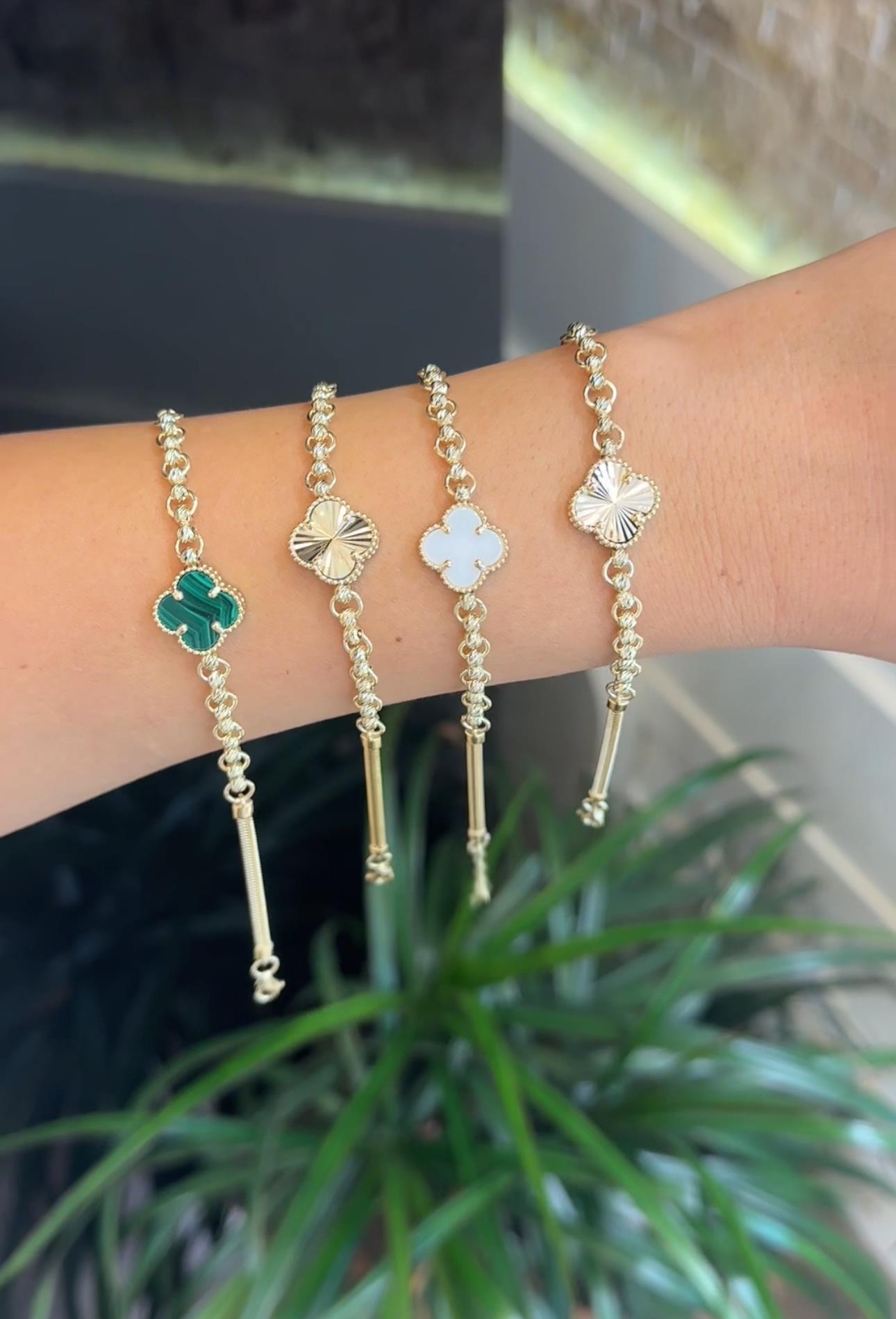 Çift Taraflı Yonca Motif Künye