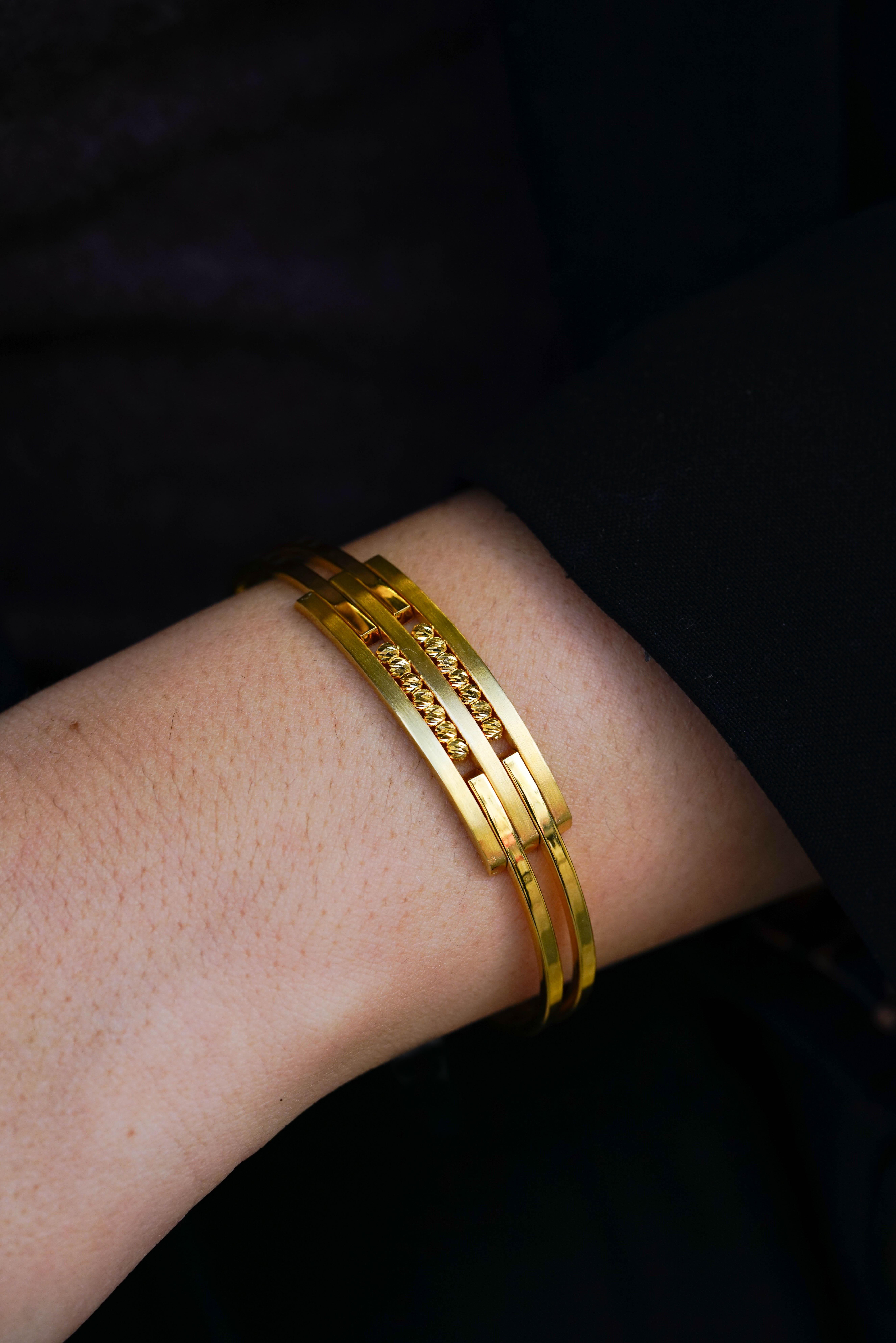 Dorika Kaburga Kelepçe