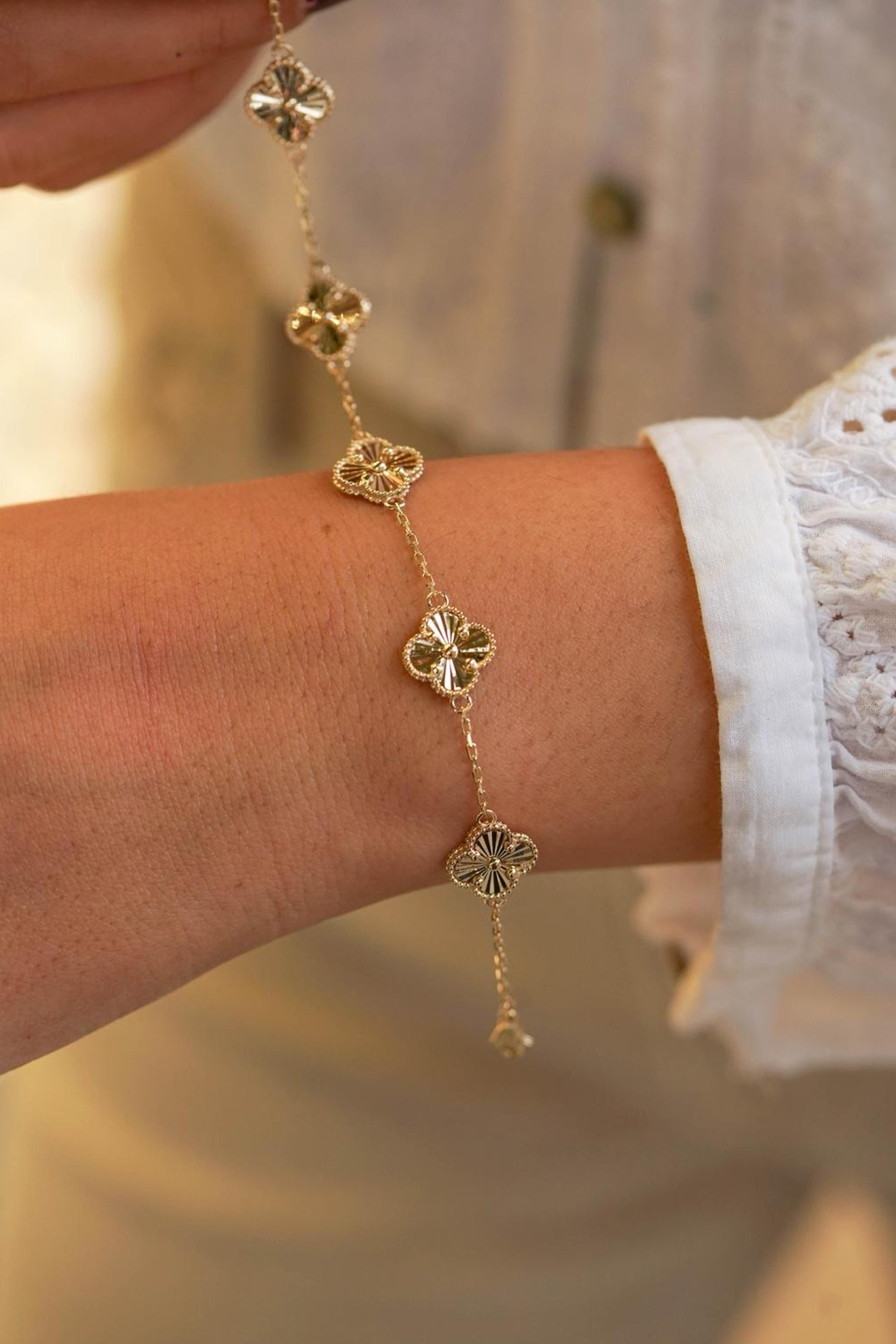 Gold Yonca Bileklik