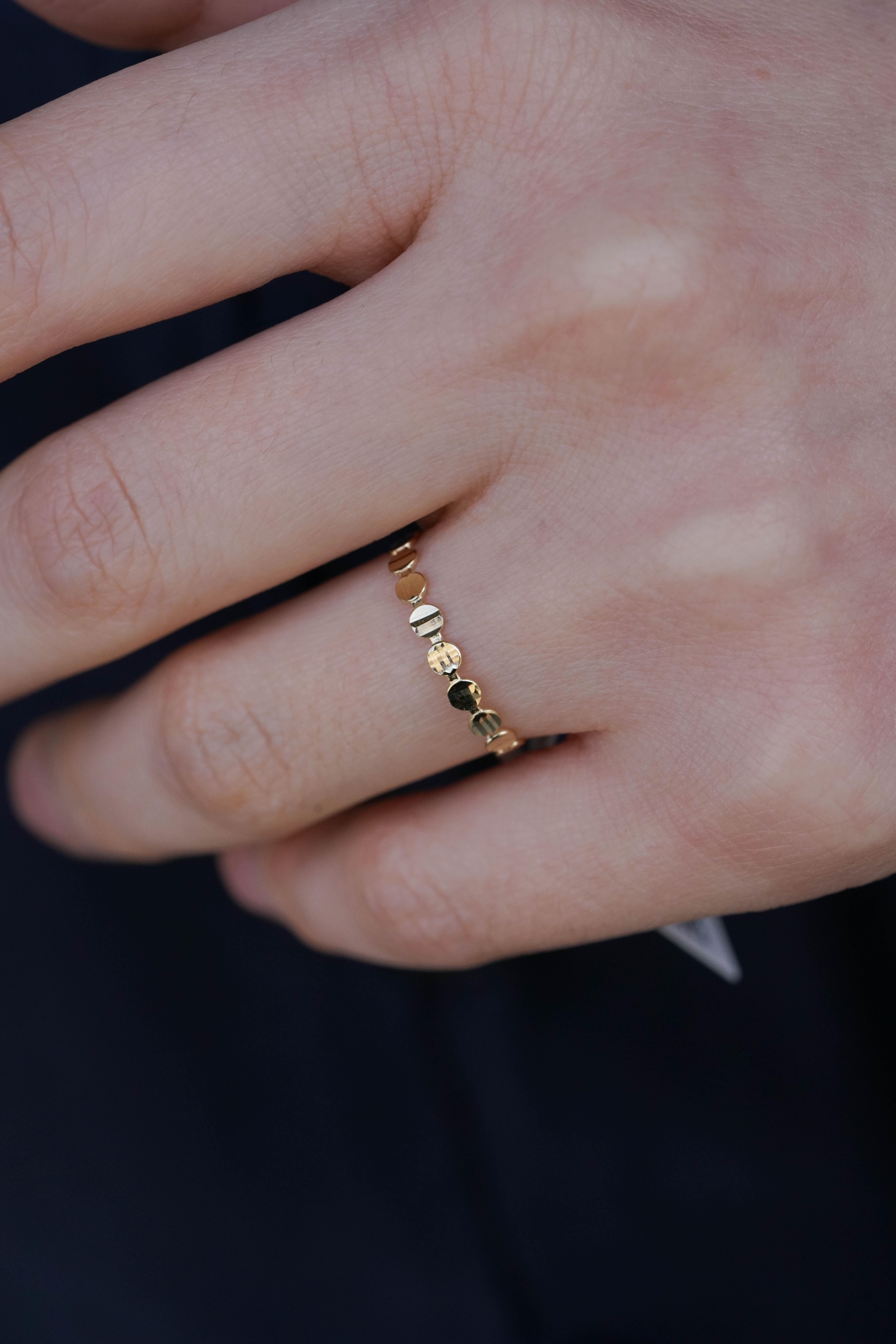 Pullu Tasarım Yüzük