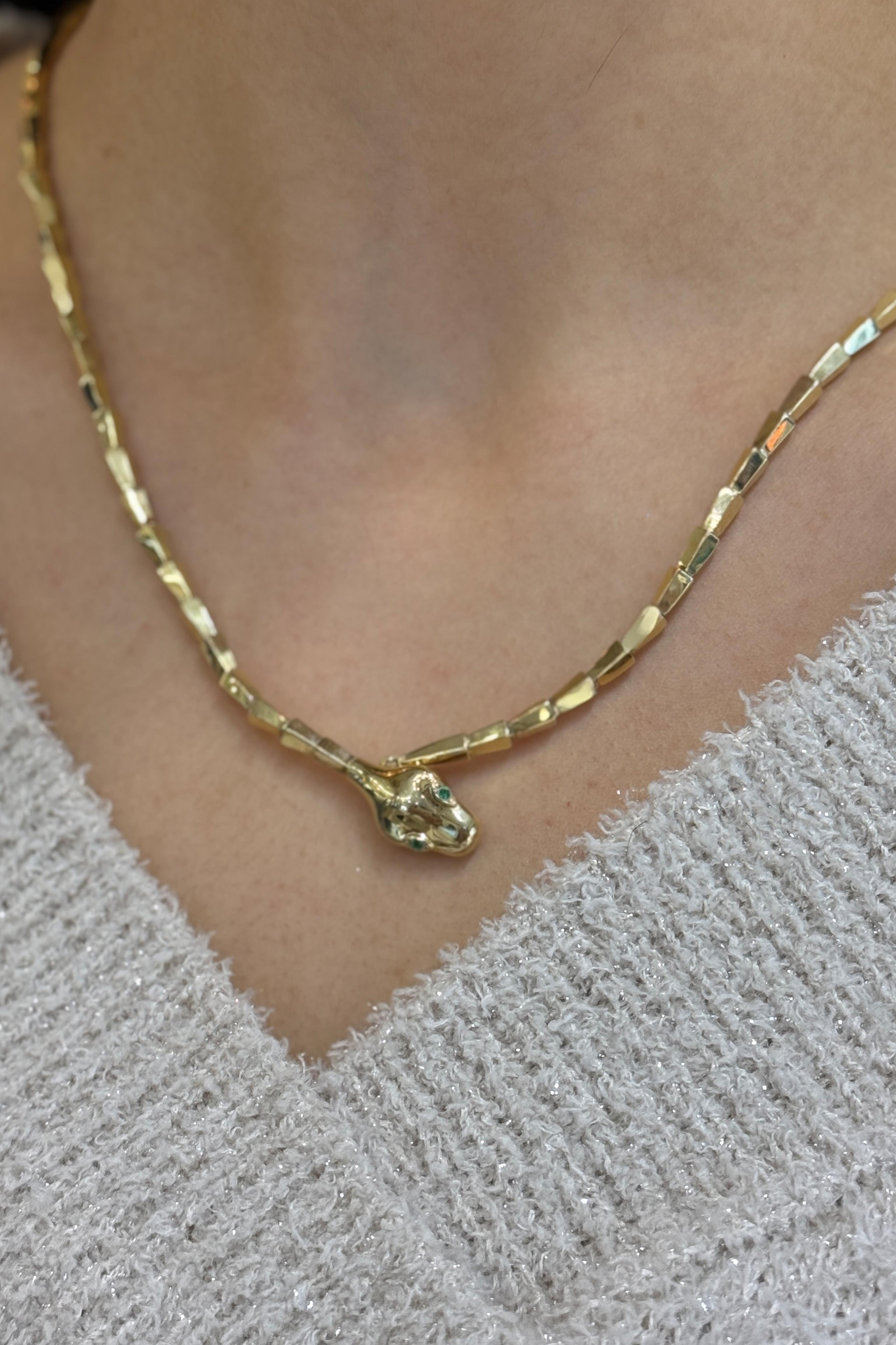 Snake Motif Kolye