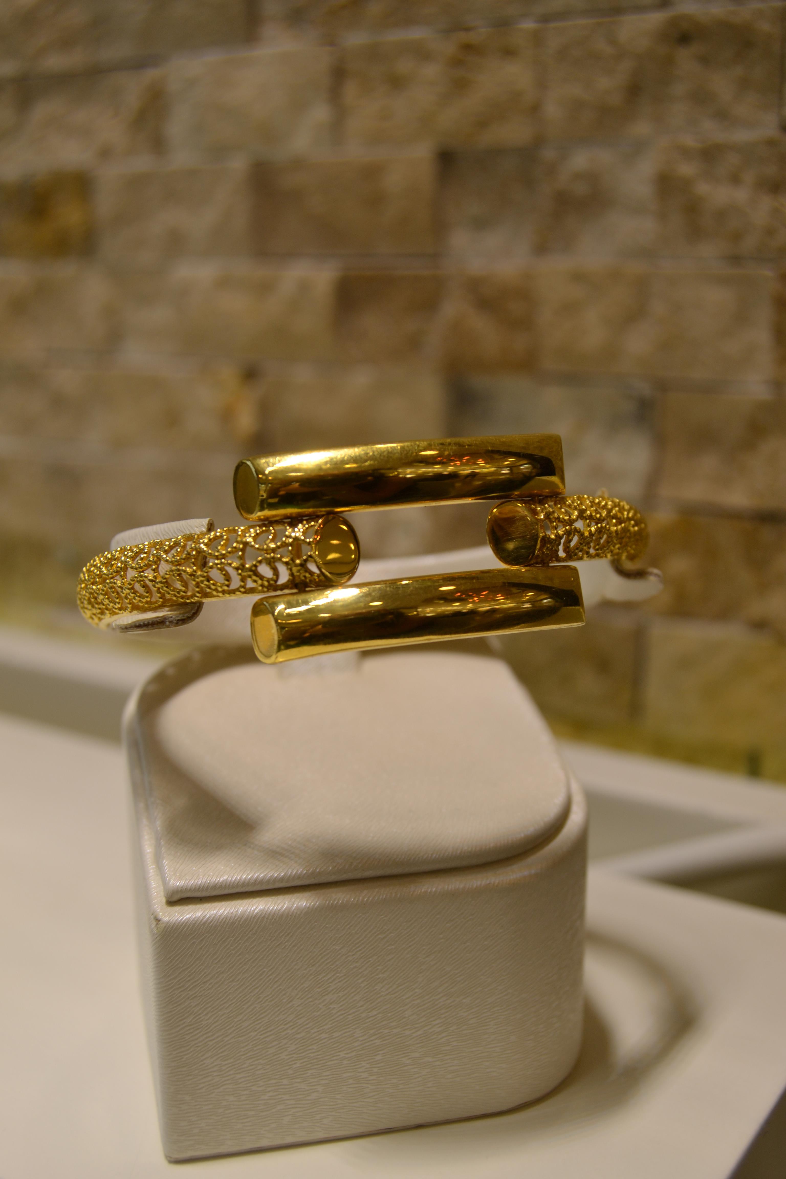 Tek Sıra Kaburga Kelepçe