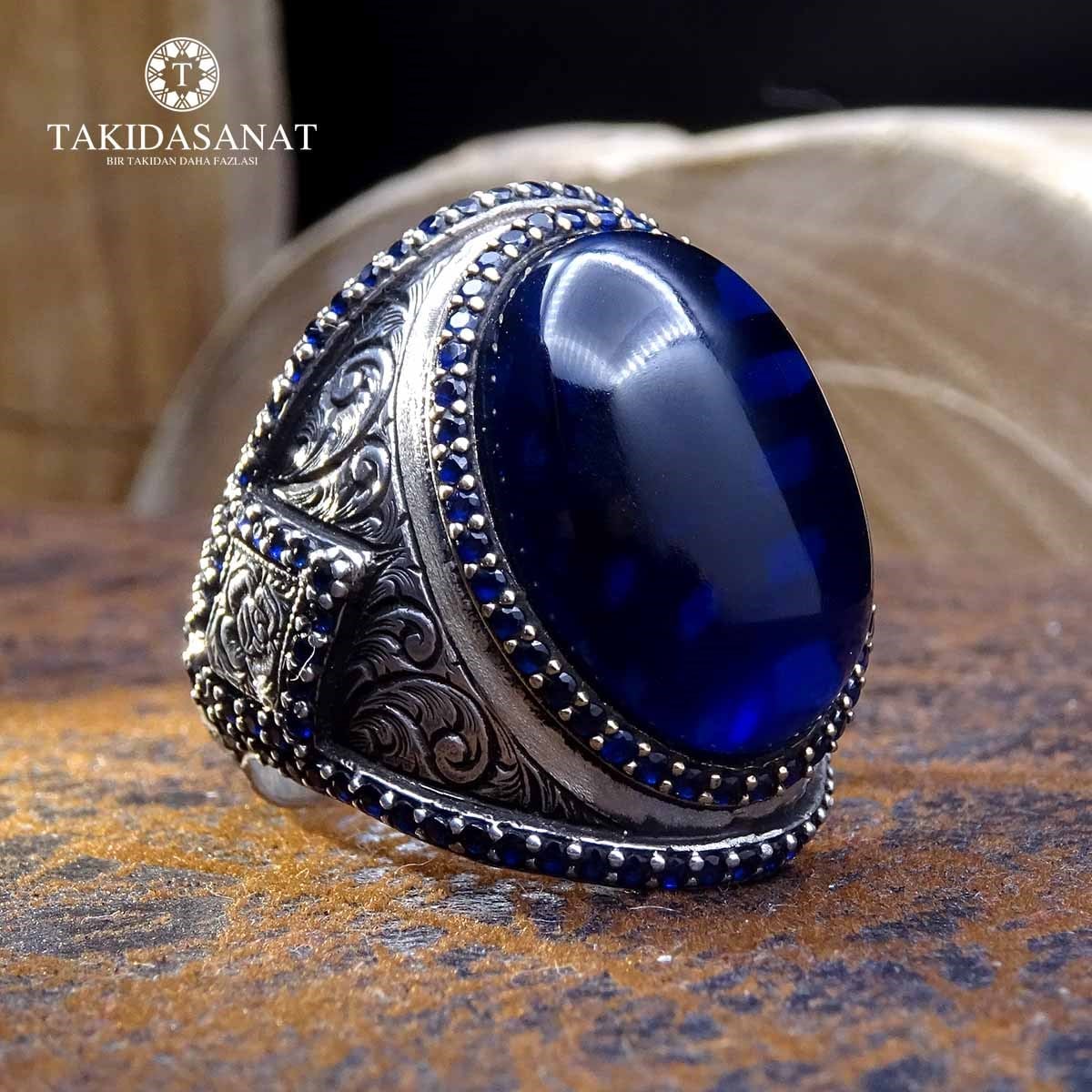 Safir Taşlı Kalem İşlemeli Kişiye Özel Gümüş Yüzük