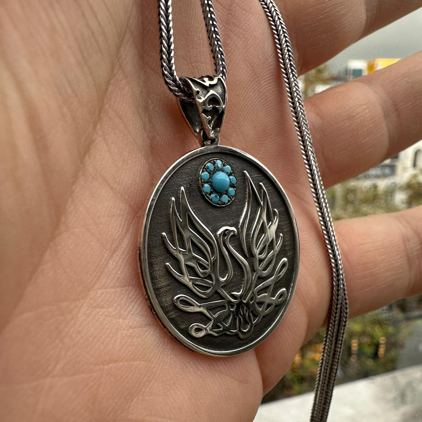 Zümrüdü Anka Kuşu Detaylı Firuze Taşlı Madalyon ve Zincir