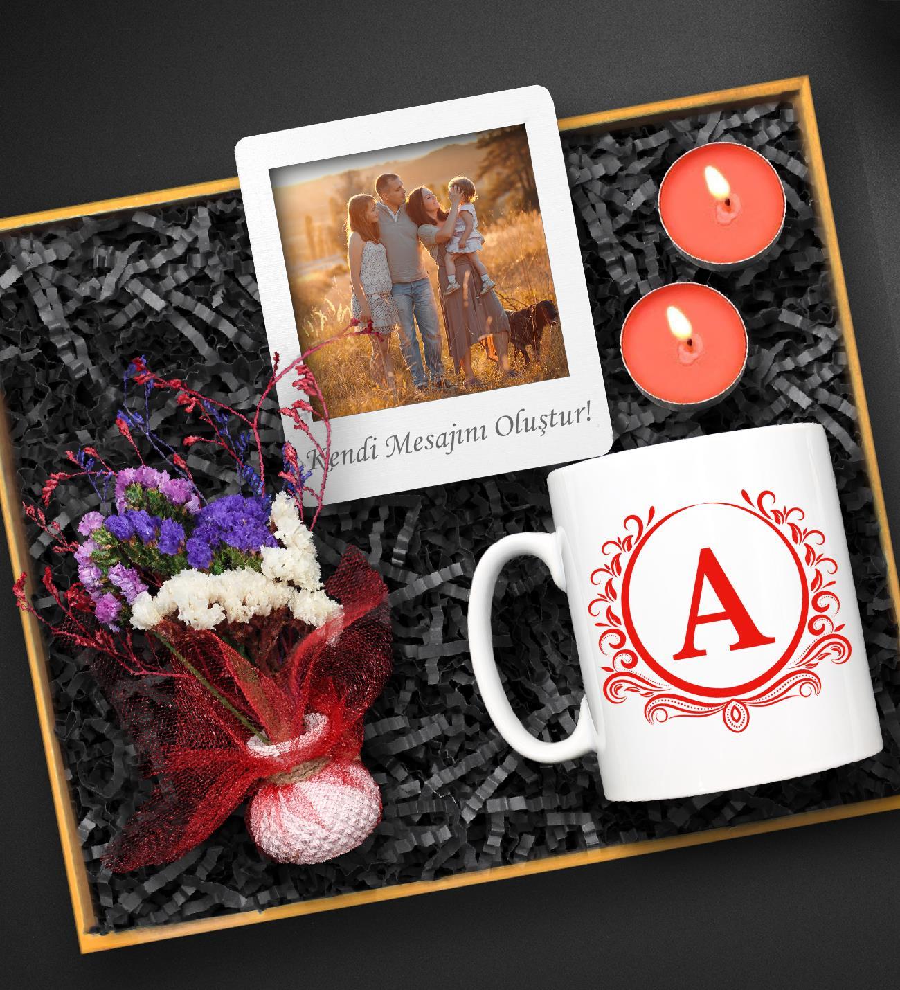 Kişiye Özel Harf Kupa & Kişiye Özel Fotoğraflı Çerçeve & Masa Çiçeği & Mini Mum Hediye Seti