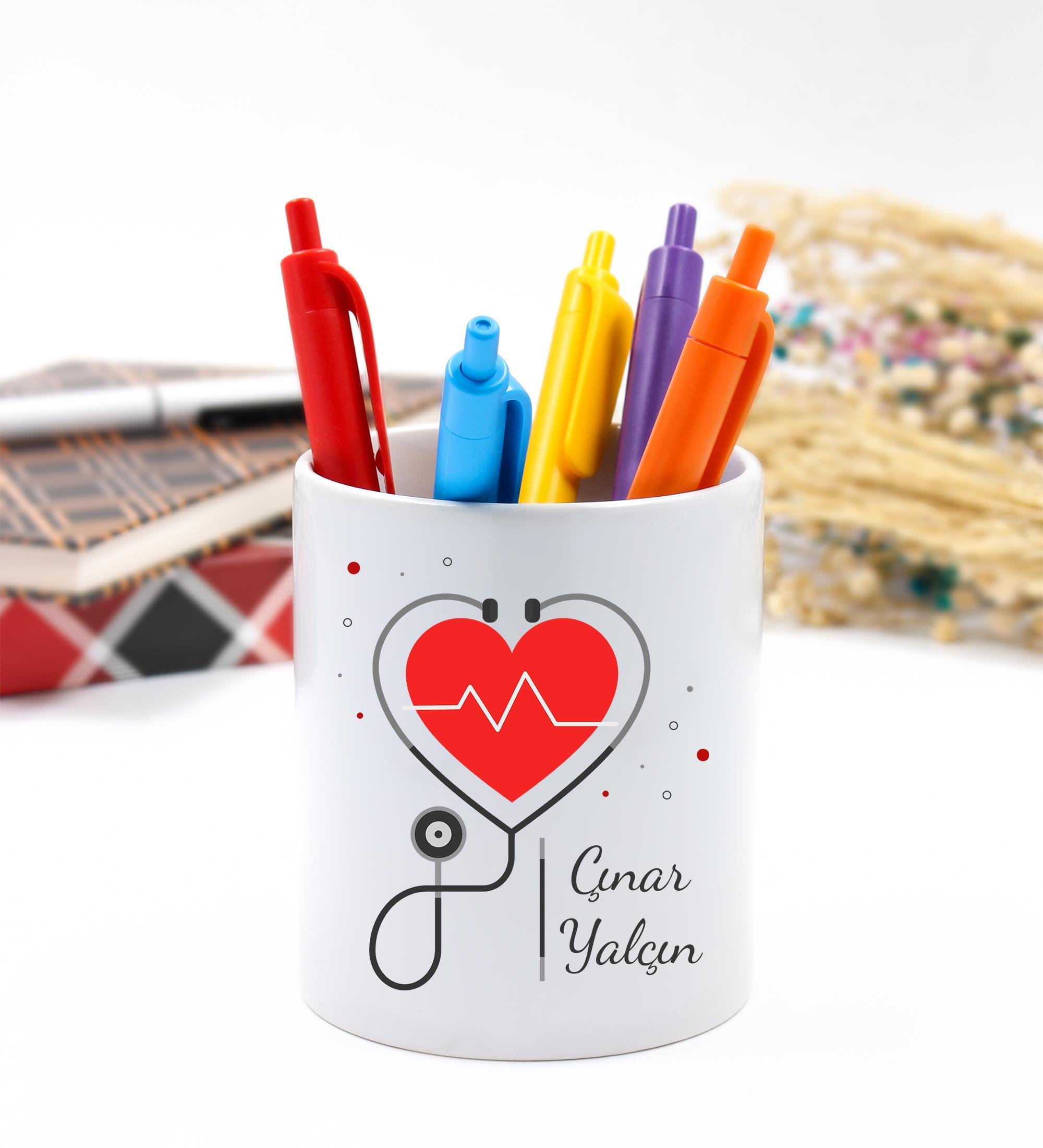 Sağlık Çalışanlarına Özel Kişiselleştirilebilir Porselen Masaüstü Kalemlik 9,5cm Doktora, Hemşireye Hediye