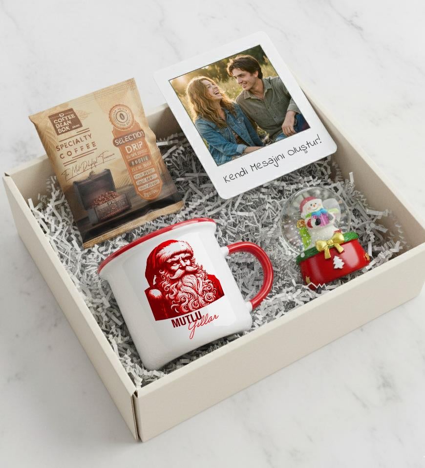 Yılbaşına Özel Fotoğraflı Çerçeve & Enamel Kupa & Yılbaşı Kar Küresi & Pratik Filtre Kahve Hediye Seti