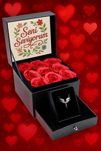 Seni Seviyorum Yazılı Gül Kutusu & Mikail Melek Kolye Hediye Seti – Sevgiliye Anlamlı Romantik Hediye