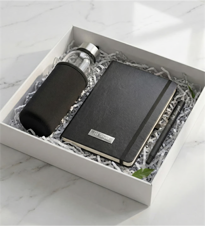 Kişiye Özel Siyah Defter & Roller Kalem & Siyah Kılıflı 500mL Cam Matara Hediye Seti - Ofis Hediyesi