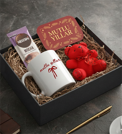 Yılbaşına Özel Mutlu Yıllar Kupa & Peluş Ayıcık Anahtarlık & Mutlu Yıllar Magnet & Mocha Hediye Seti