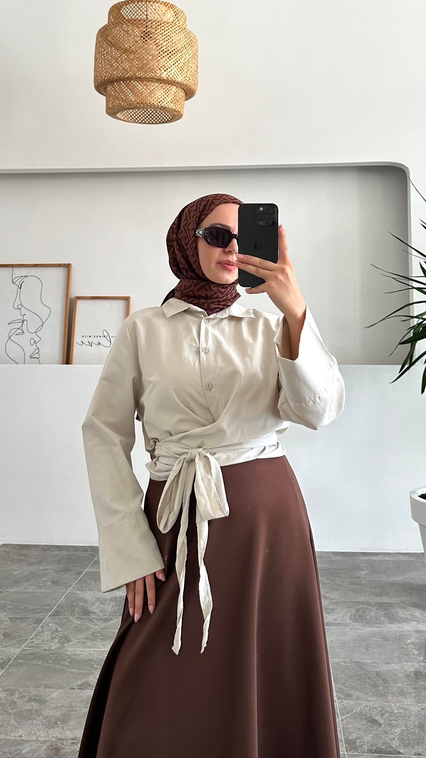 Aazy Tasarım Bağlamalı Krem Gömlek