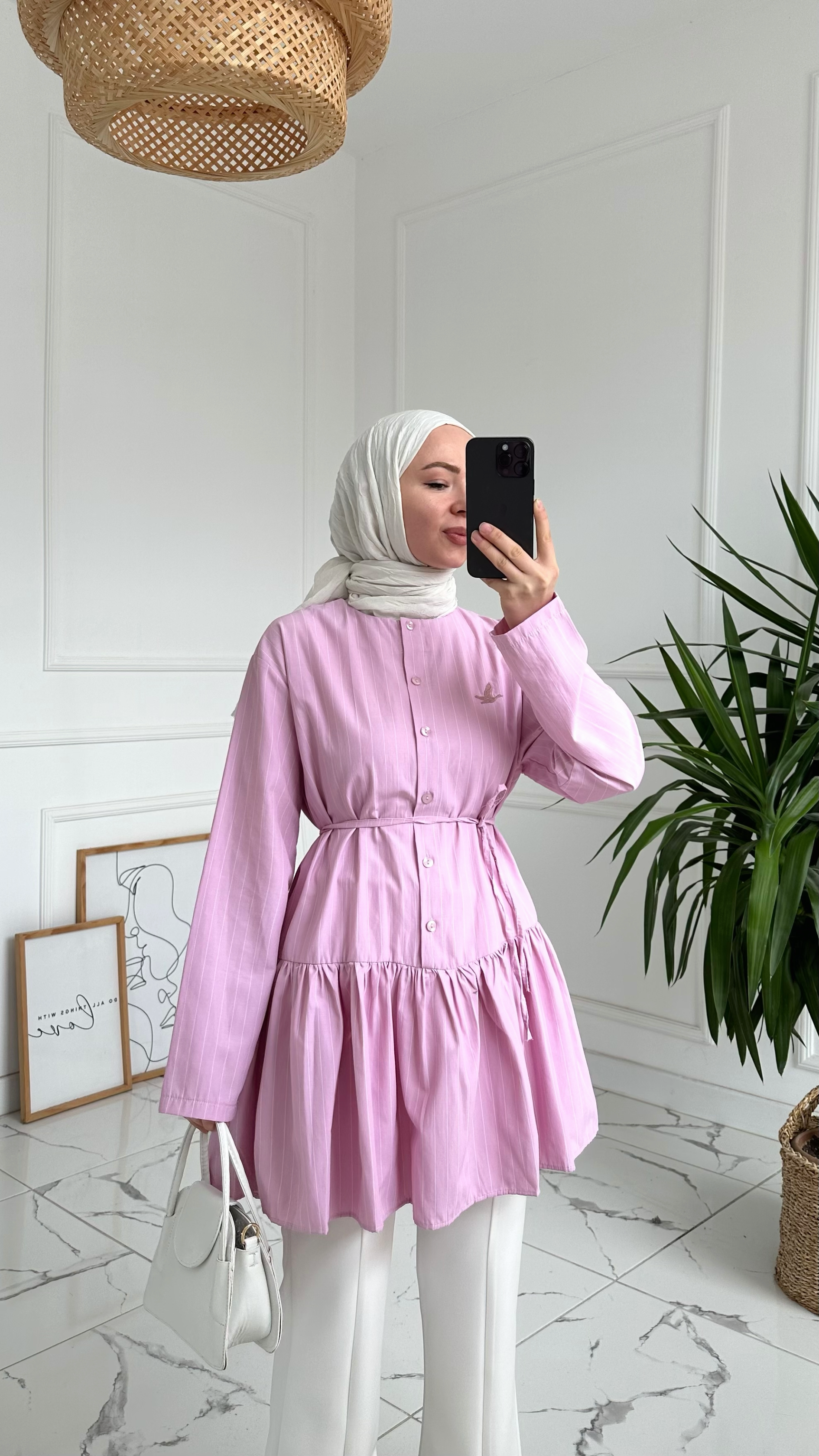 Alam Beymn Muadili Pembe Gömlek