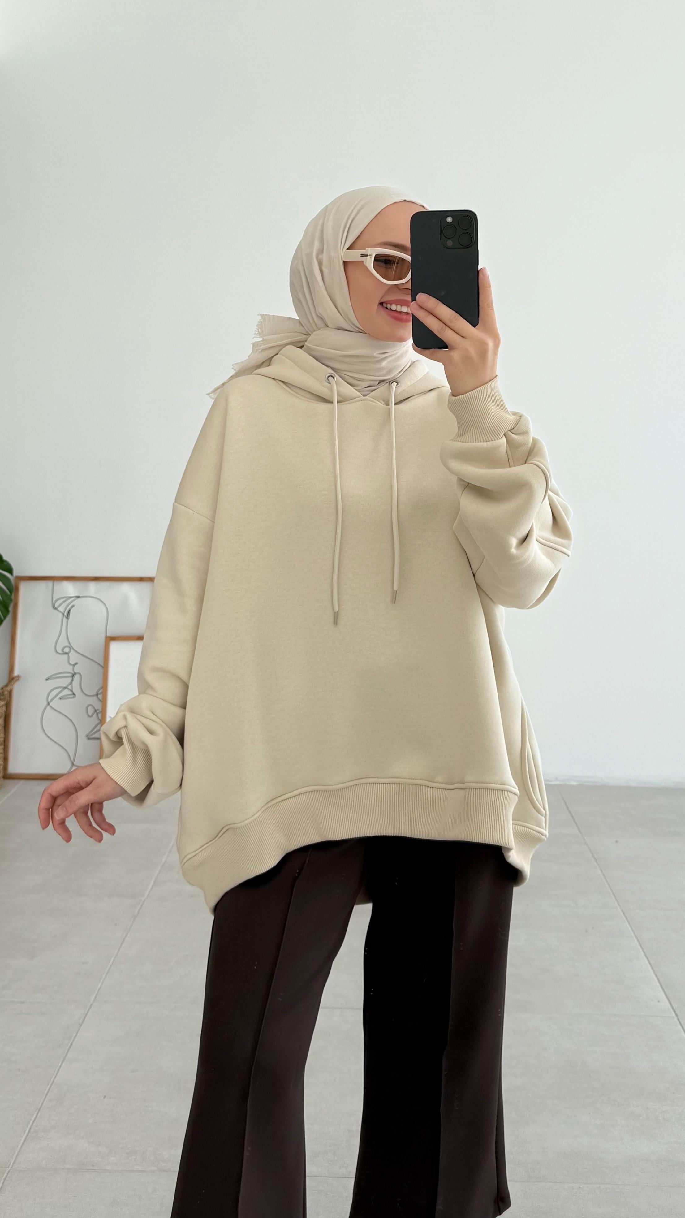 Alvia Kapşonlu Krem Sweatshirt