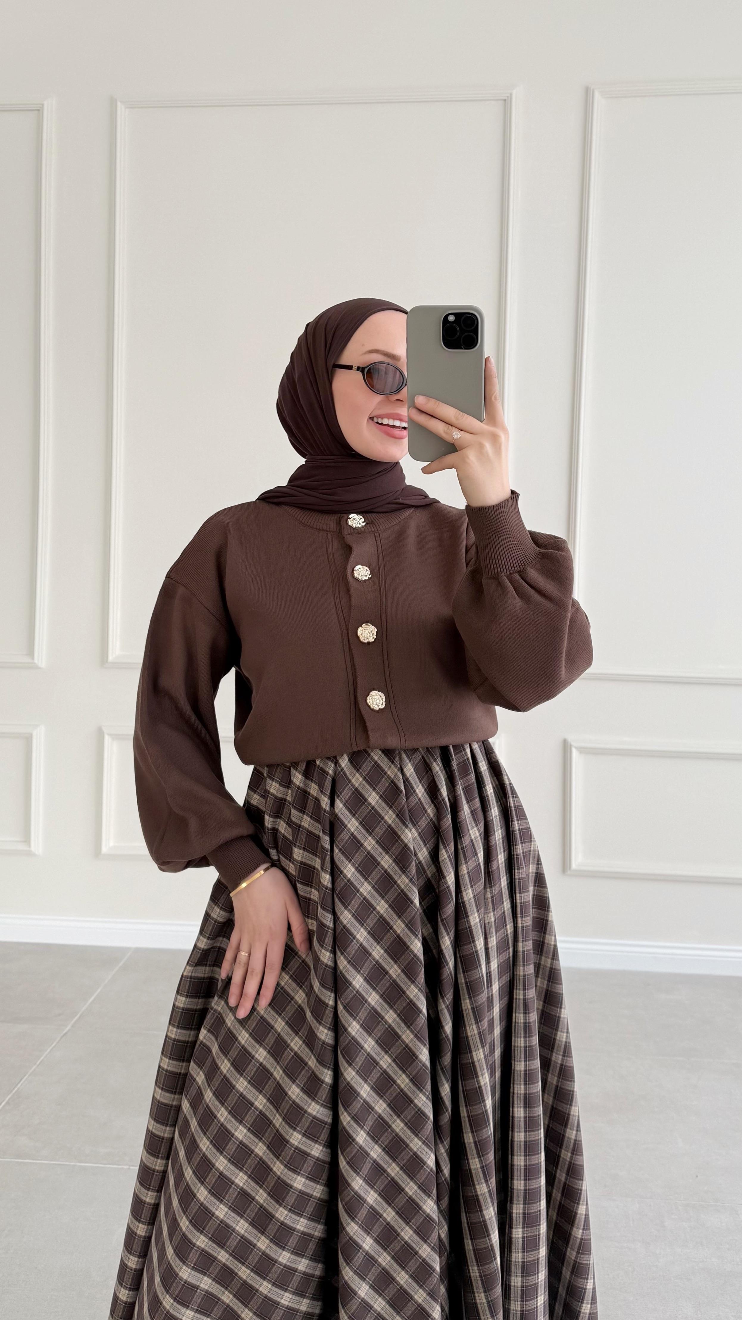 Anyas Kahverengi Triko Hırka