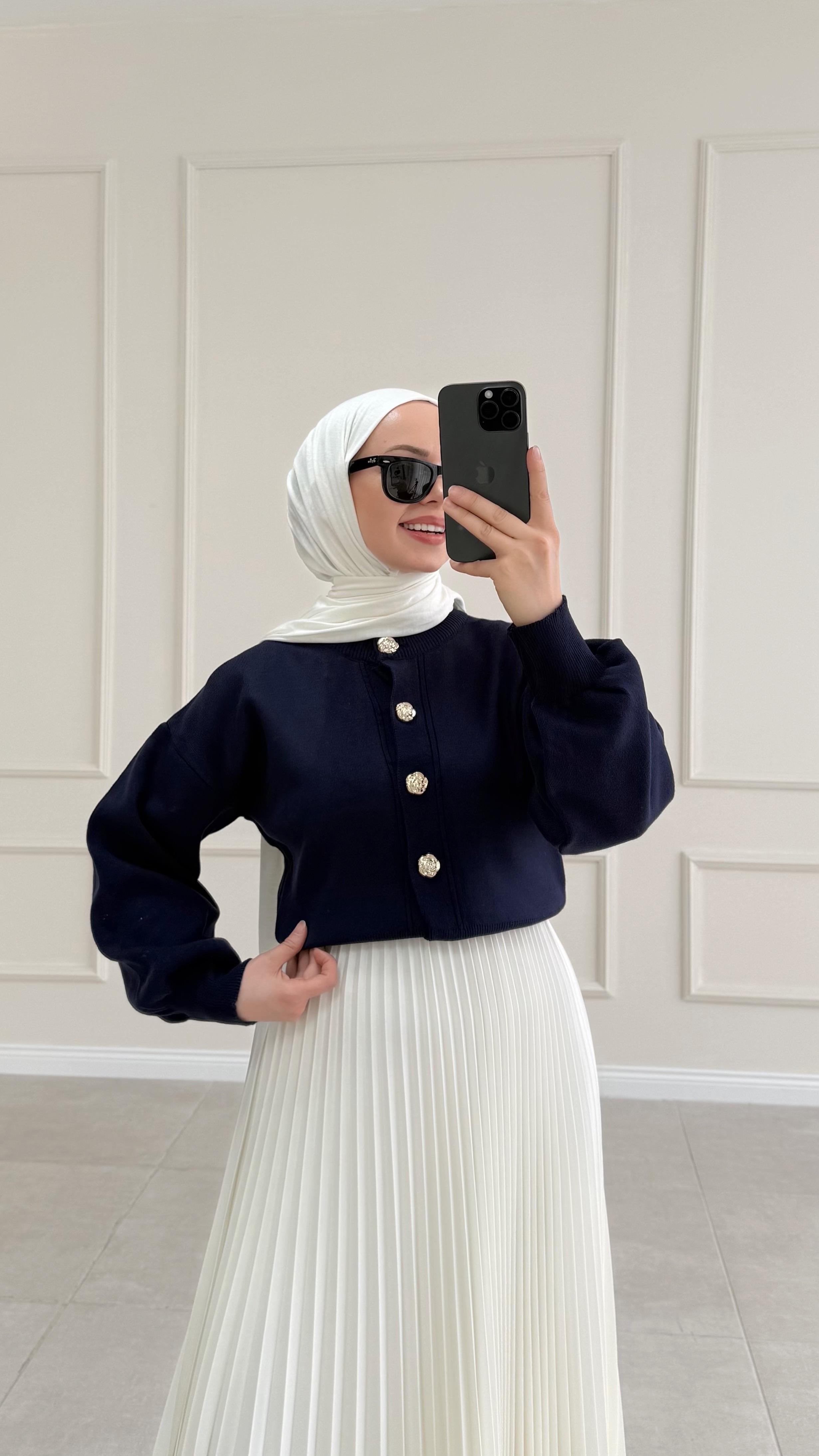 Anyas Lacivert Triko Hırka