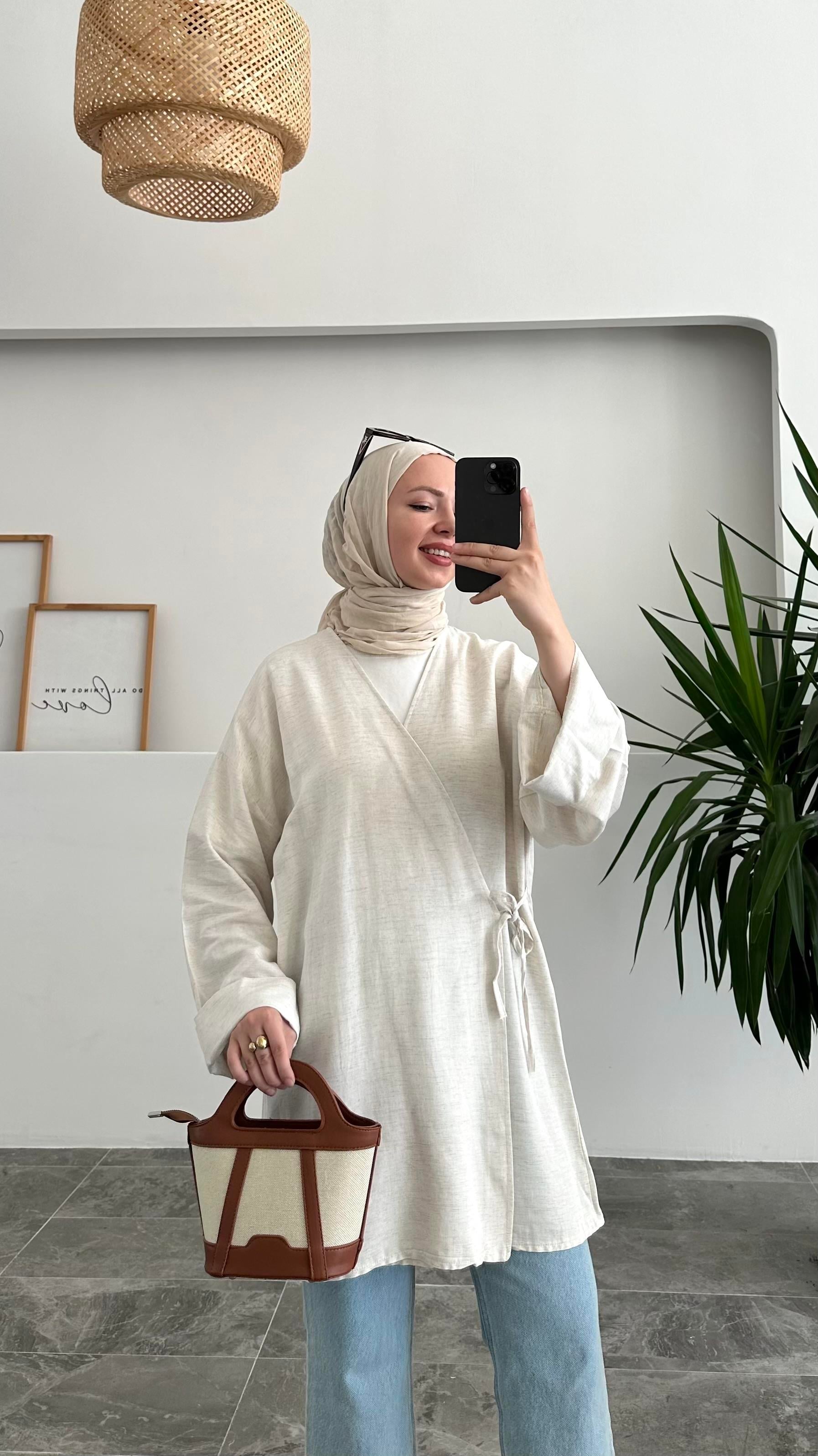 Appa Yandan Bağlamlı Krem Kimono