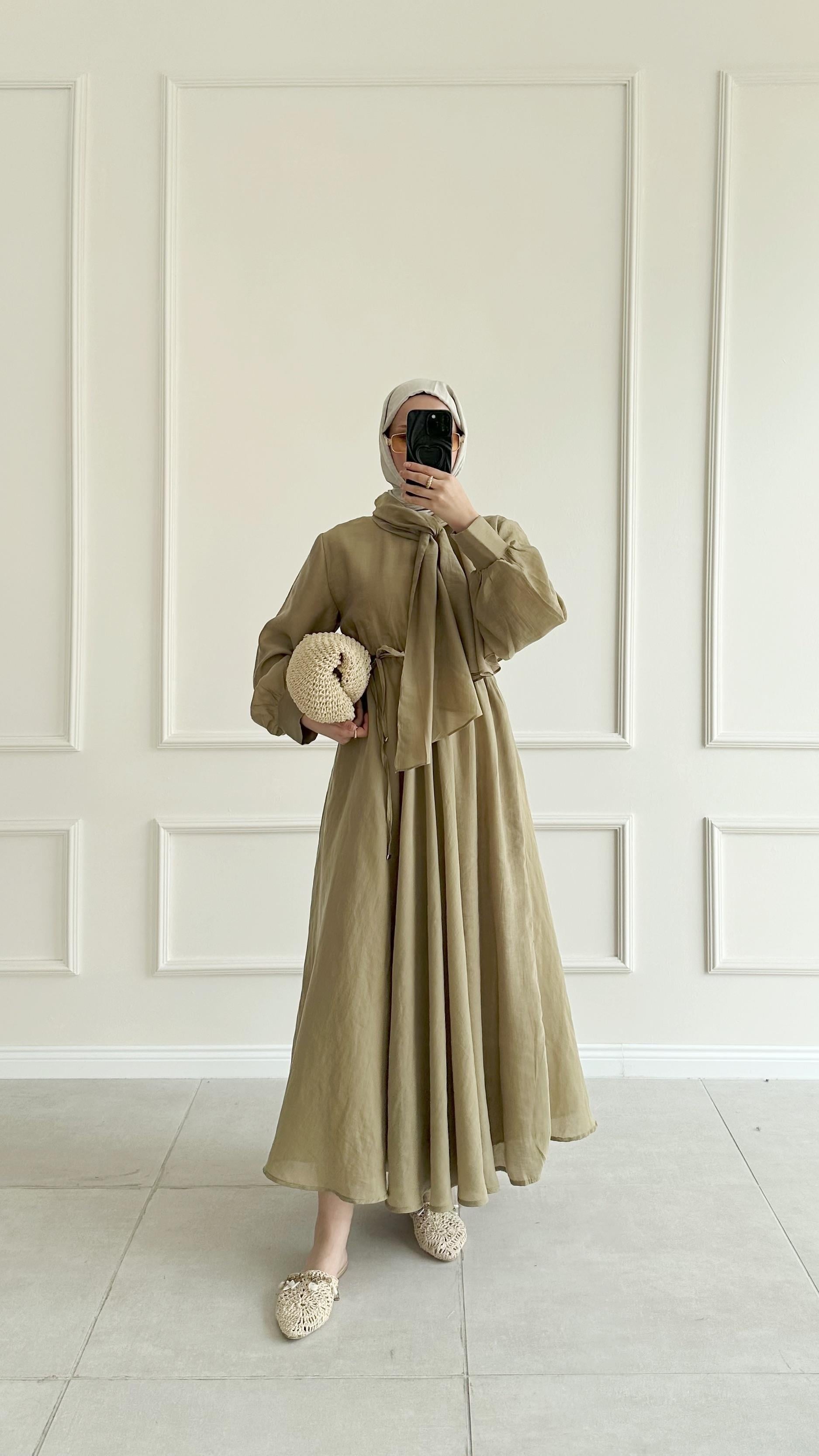 Asenta Fularlı Mendil Yaka Yağ Yeşili Elbise