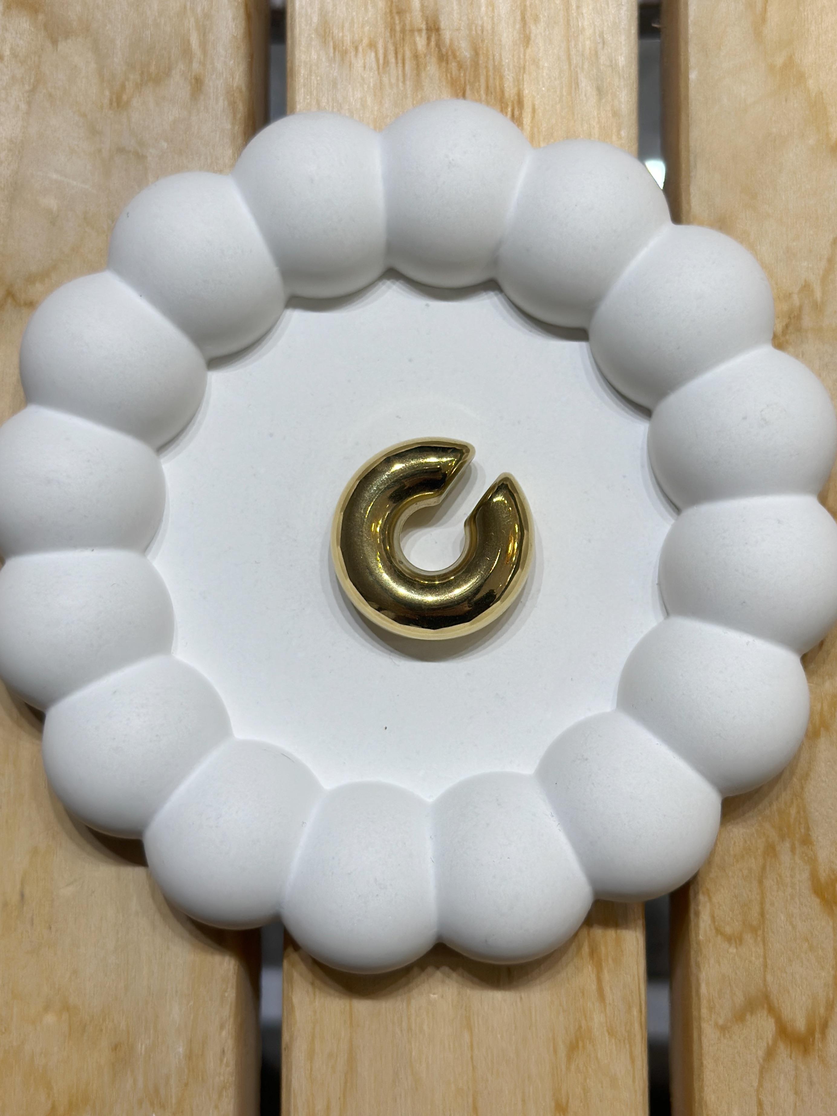 Blossom Gold Kıkırdak Küpe