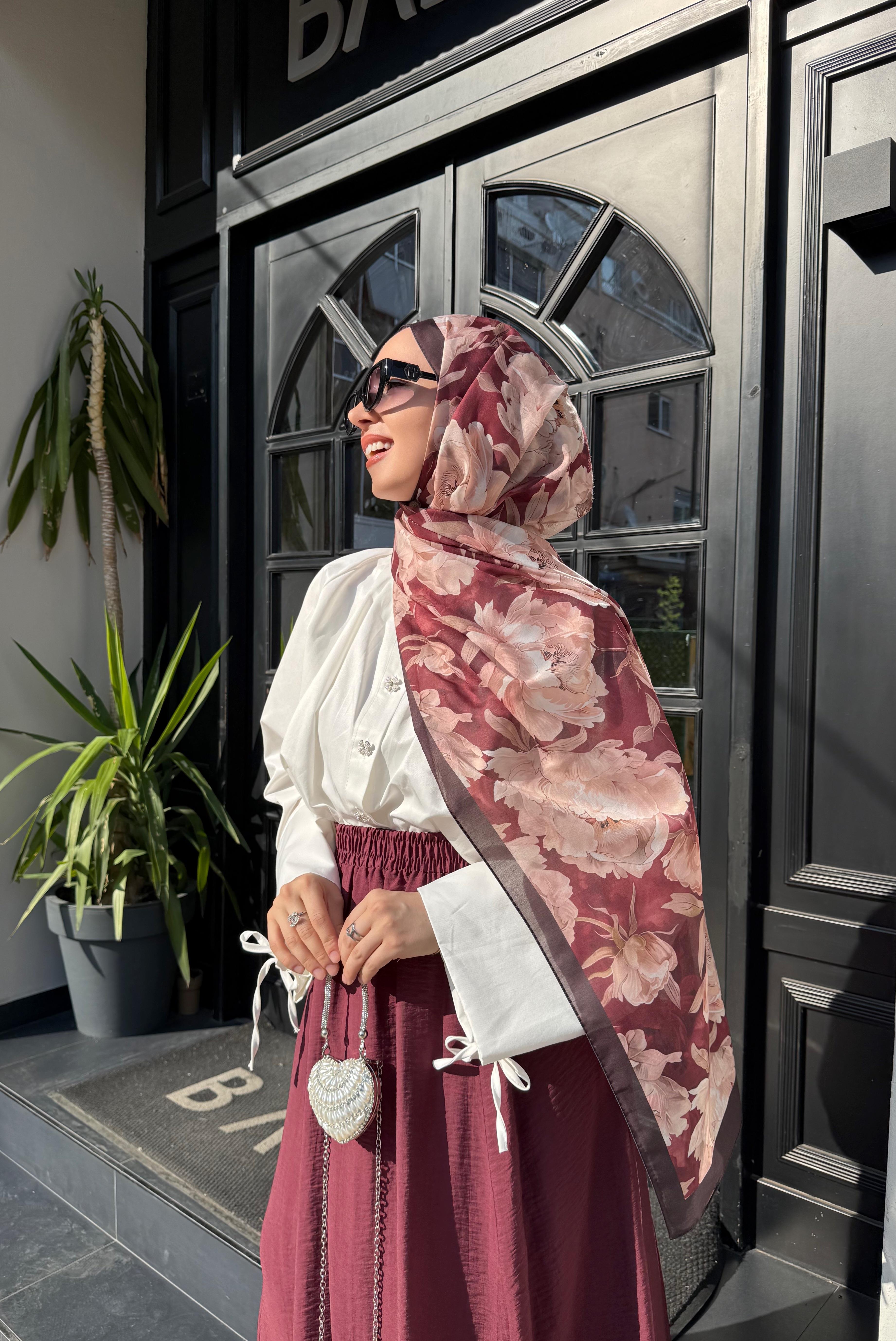 Dion Çiçek Desenli İpek Bordo-Siyah Şal