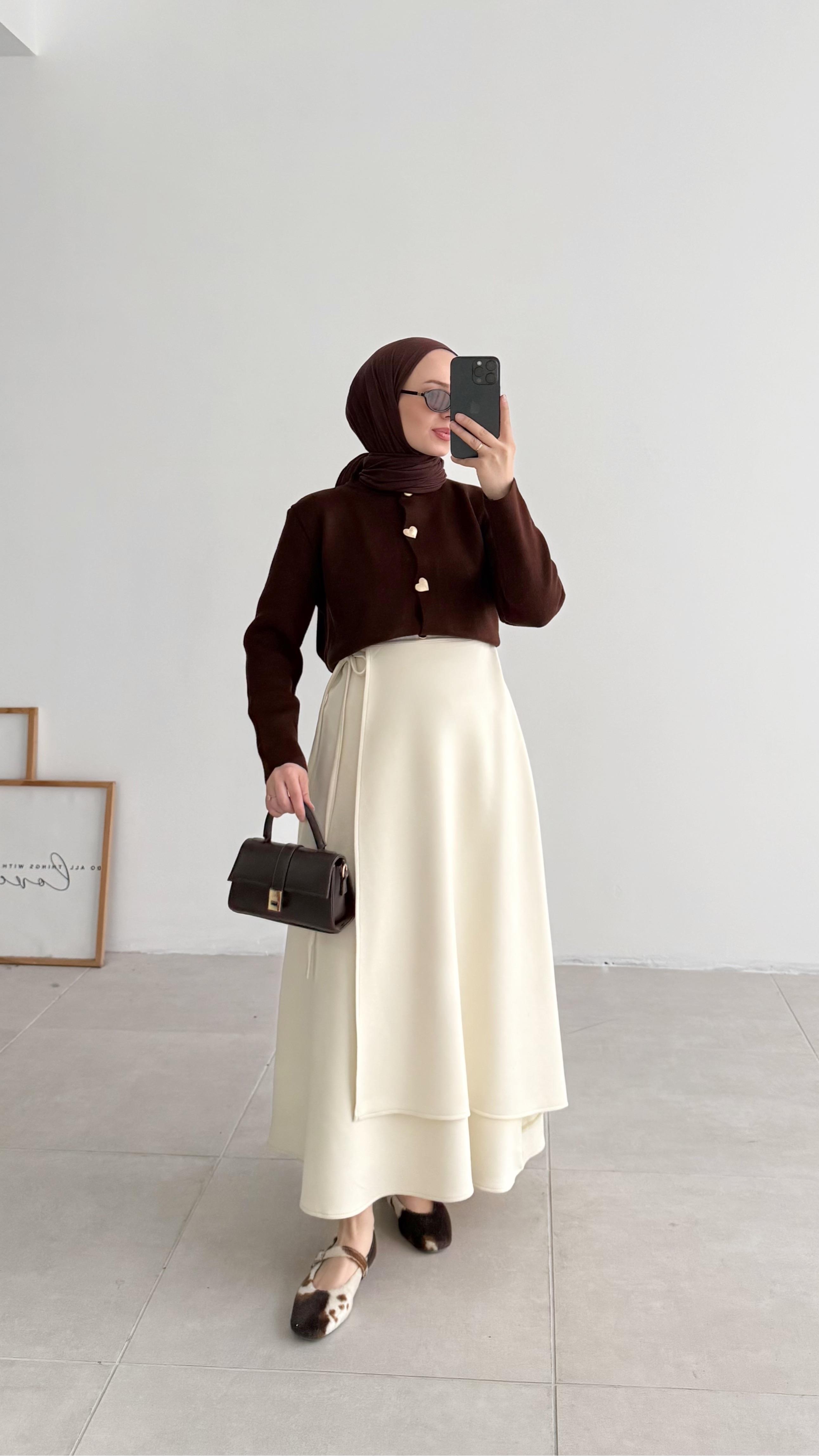 Dora Yandan Bağlama Krem Scuba Etek