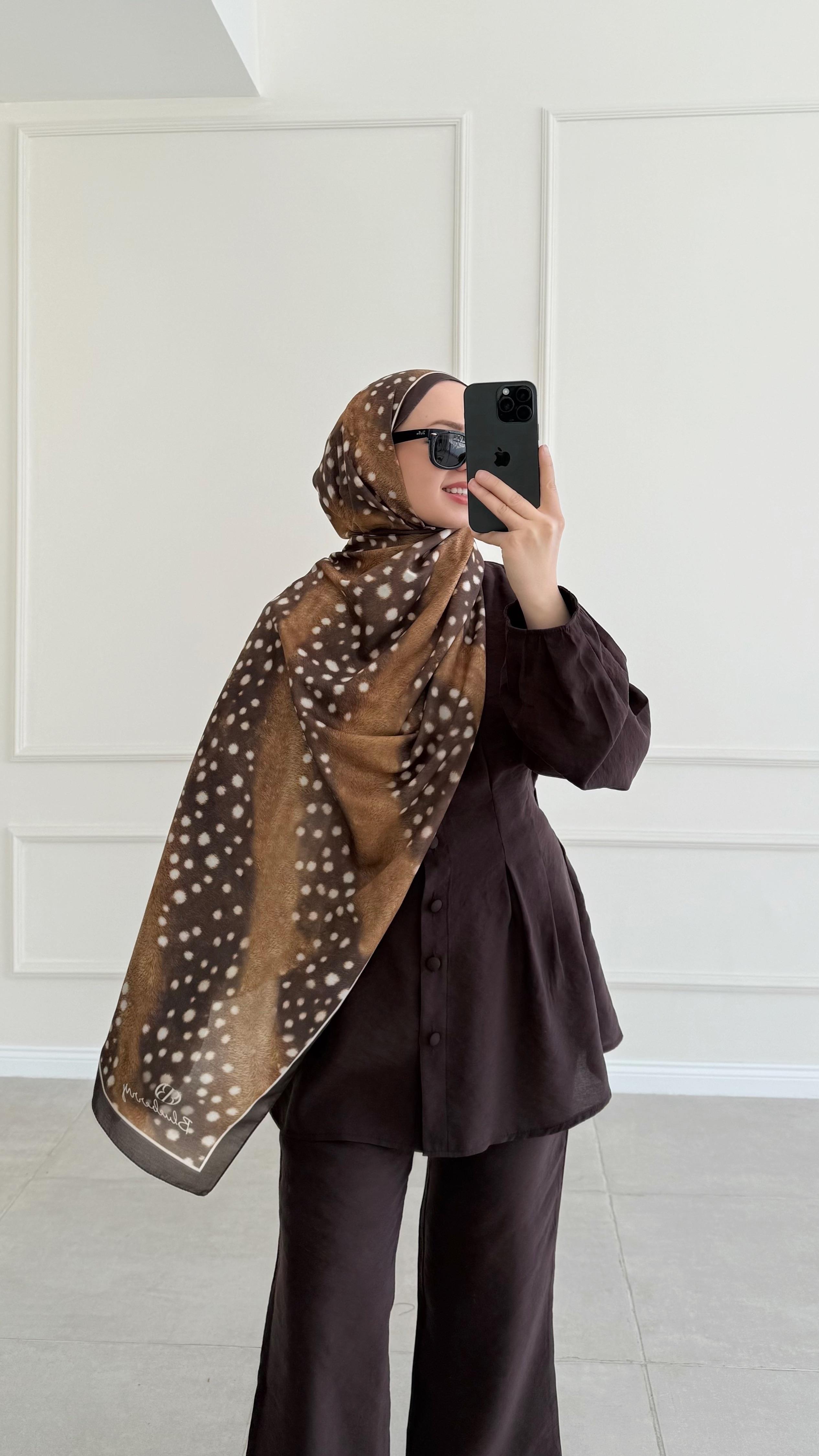 Edges Ceylan Desen Kahverengi Şal 