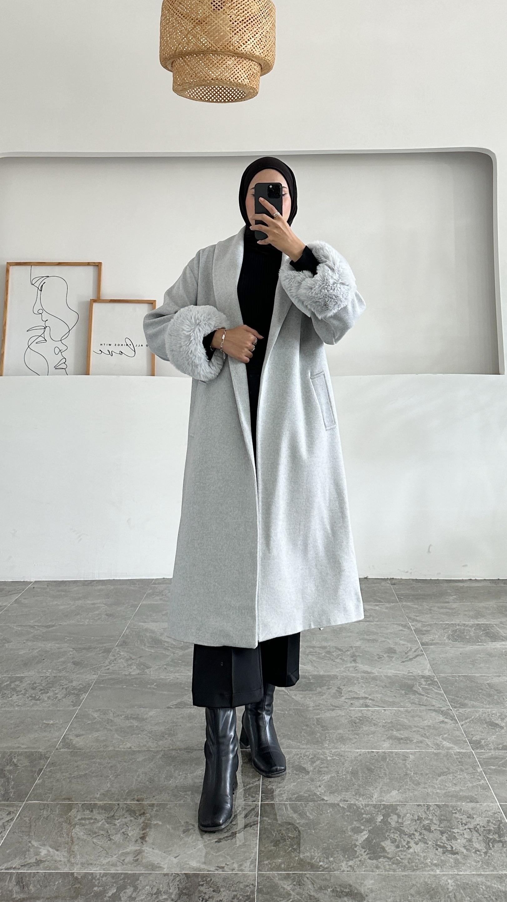 HM Premıum Kolu Kürklü Gri Uzun Kaban