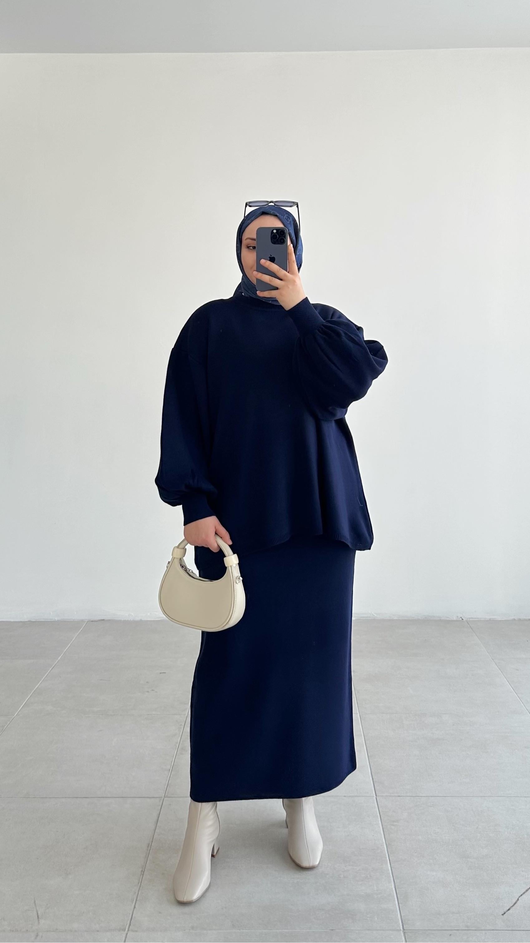 Knit Oversize Lacivert Etekli Triko Takım 