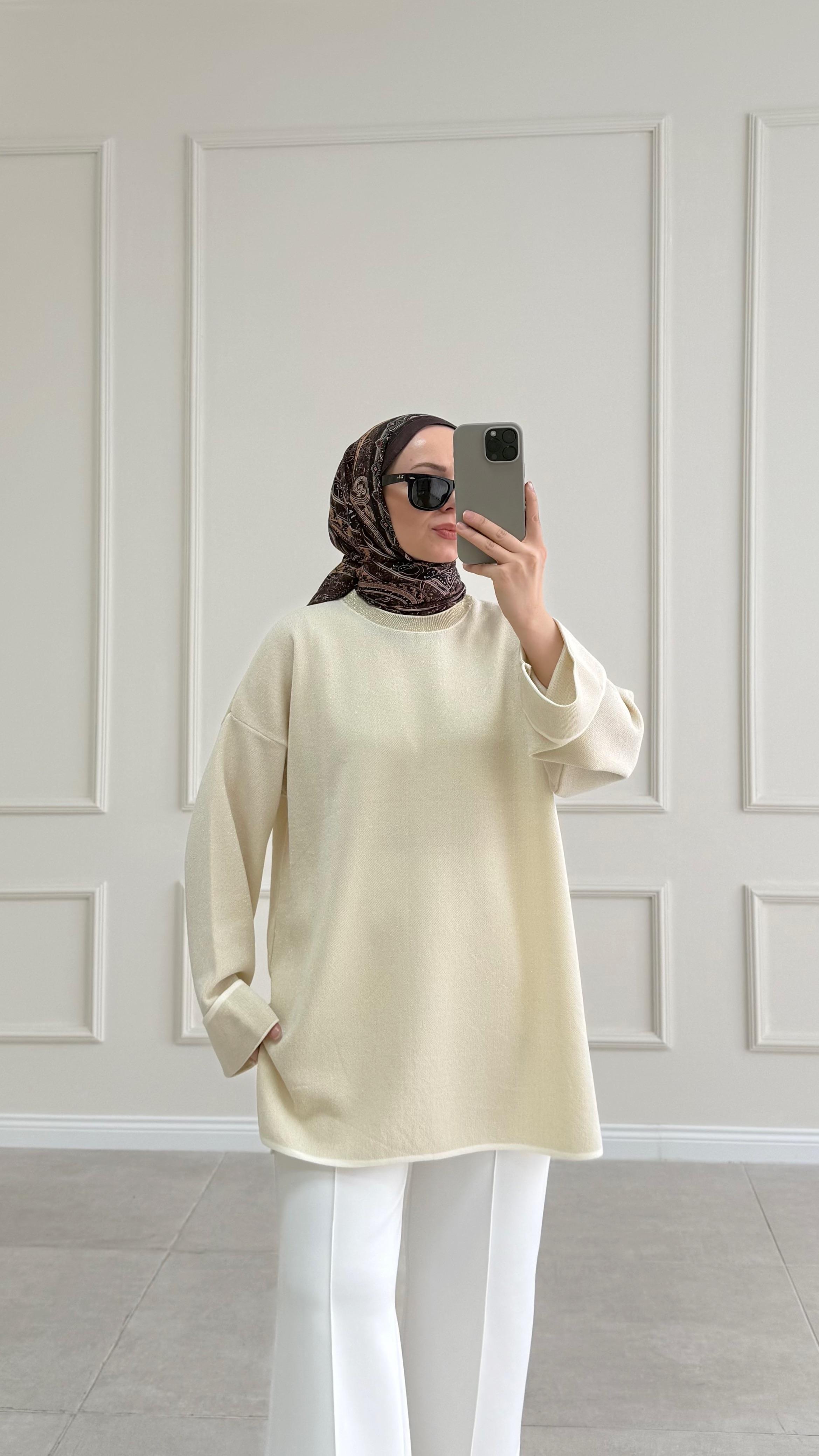 Letizia Simli Ekru Kazak