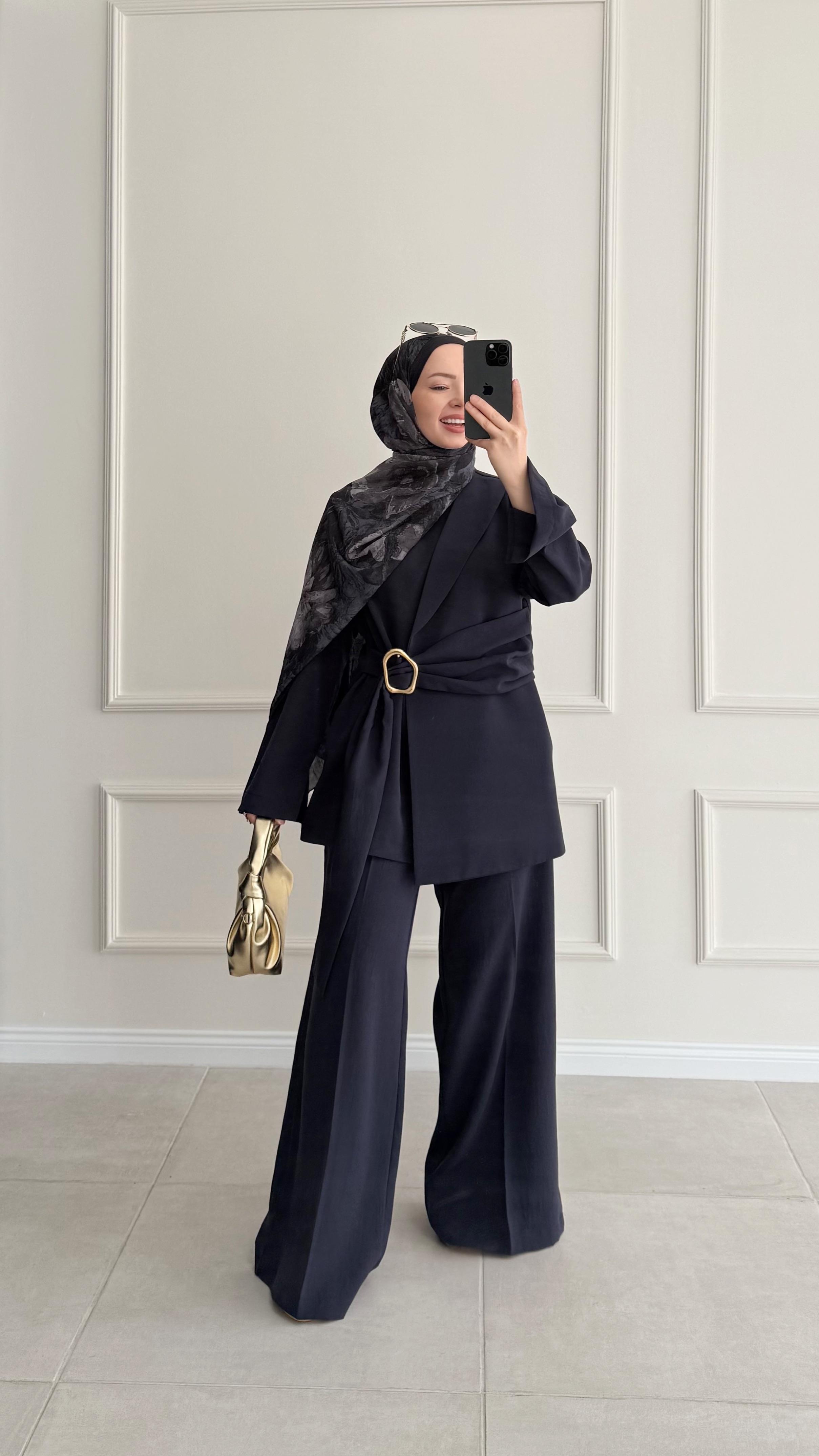 Liffe Çift Önlü Tokalı Lacivert Takım (Ön Sipariş Ürünüdür)