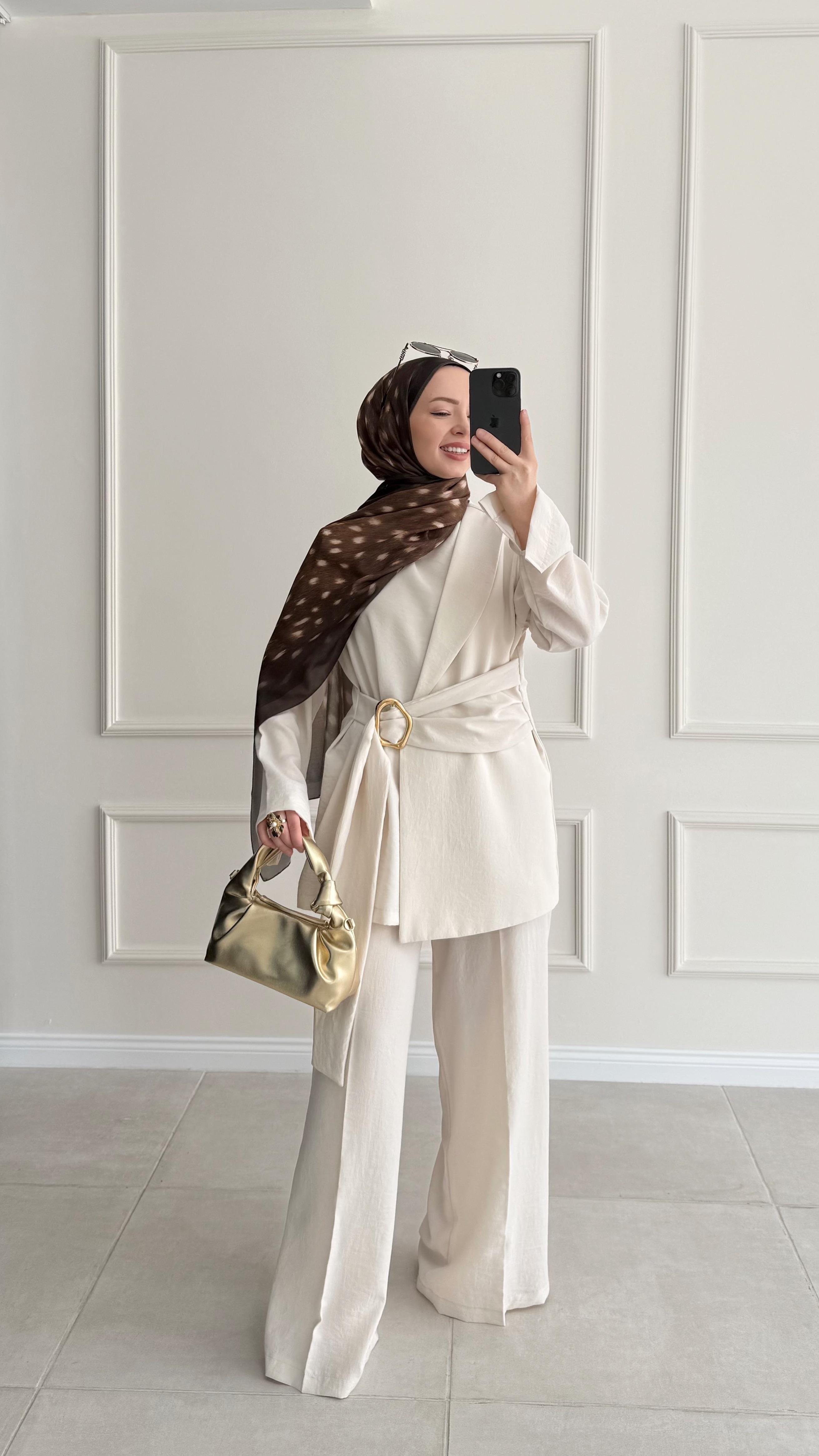 Liffe Çift Önlü Tokalı Taş Takım (Ön Sipariş Ürünüdür)