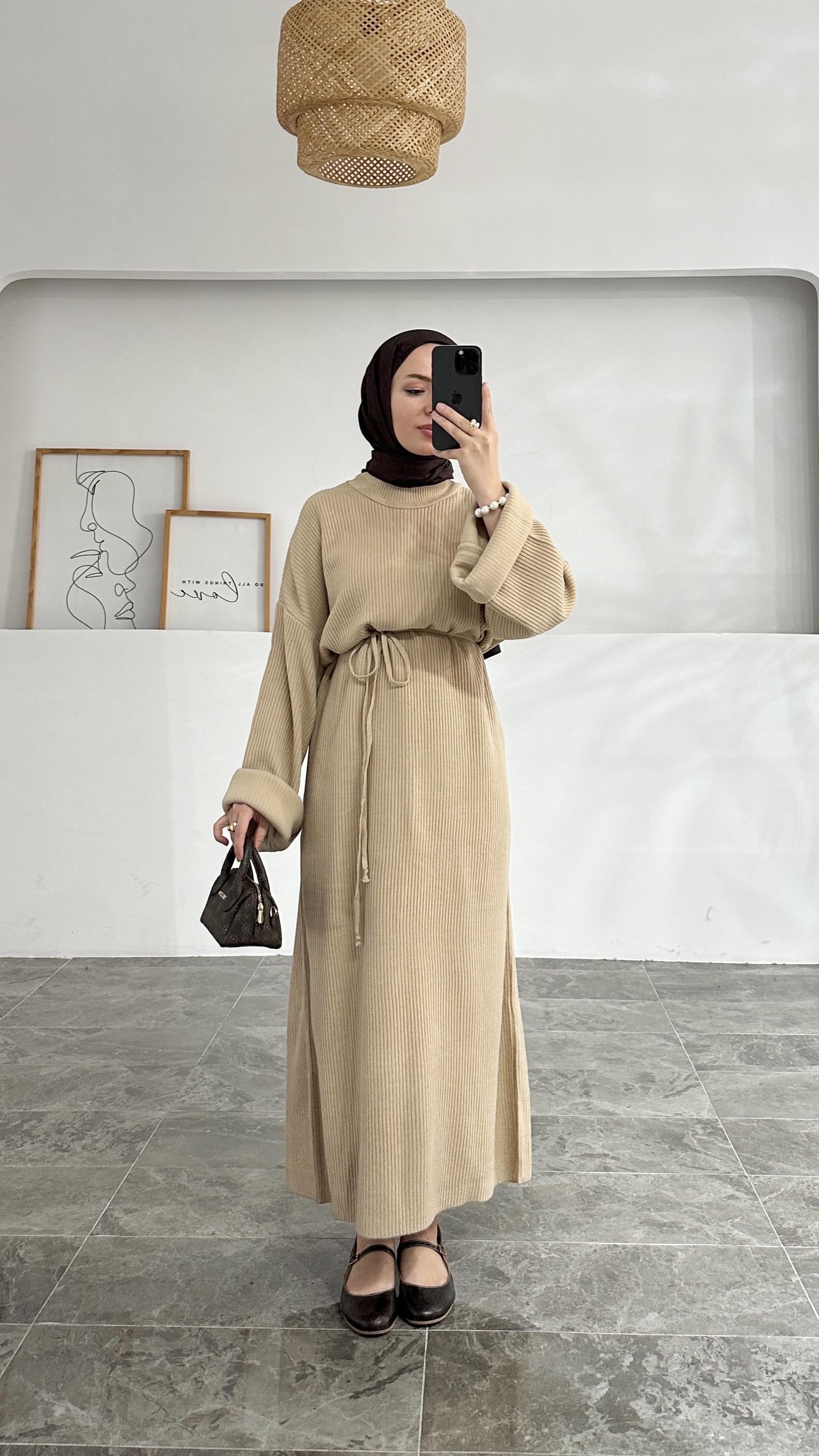 Pella Bej Fitilli Triko Elbise