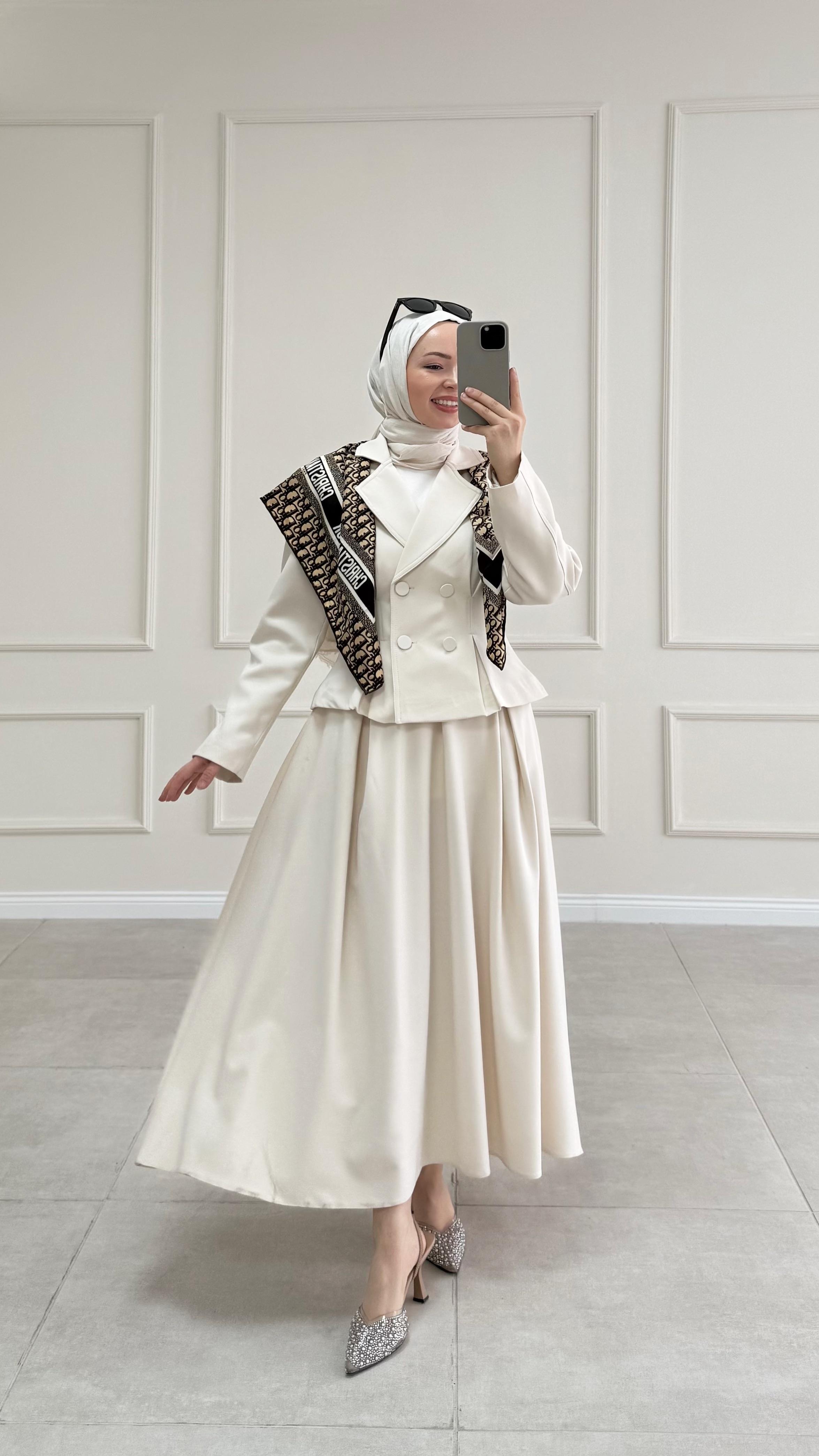 Pilikaşe Double Taş Etek Takım