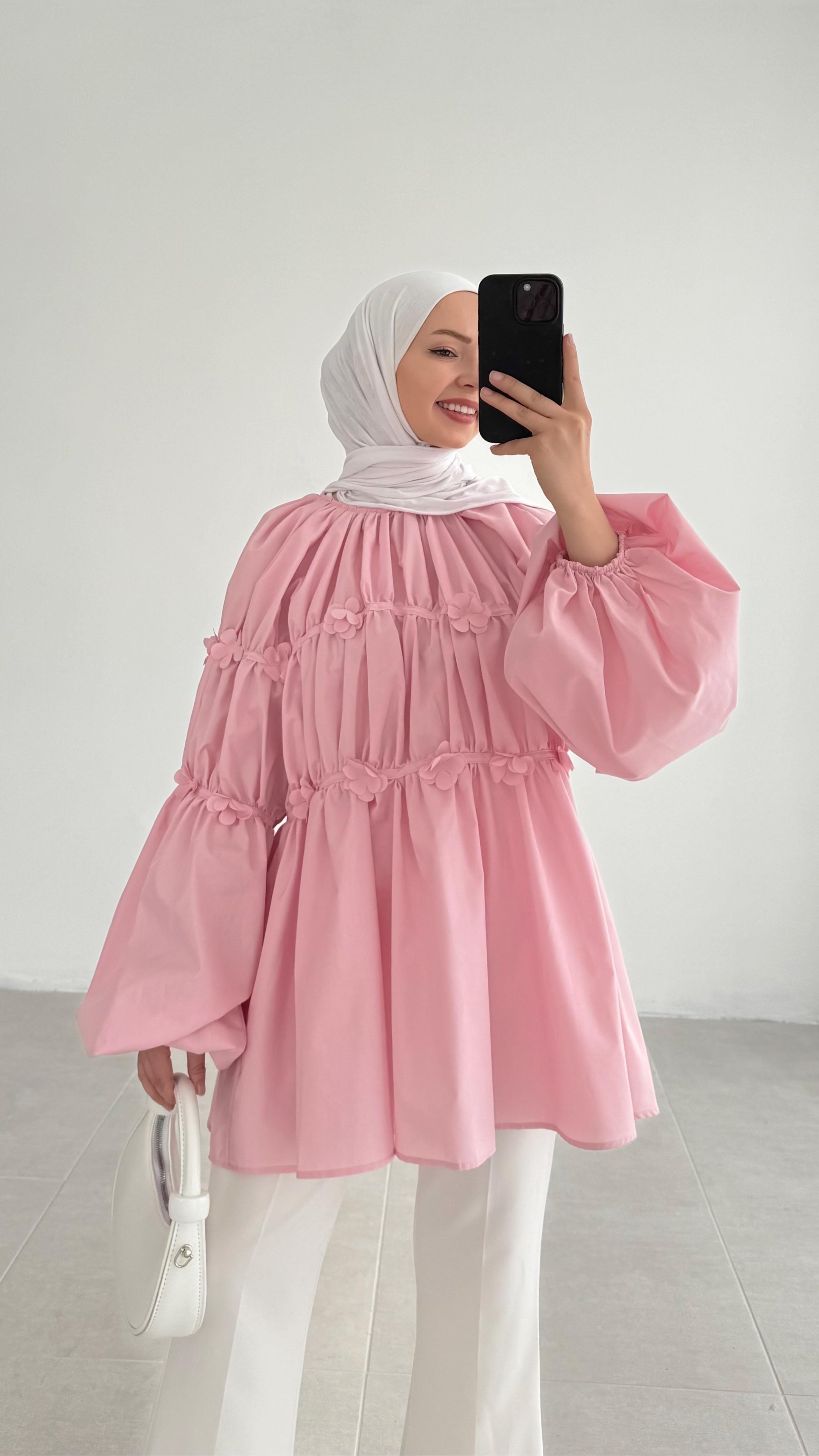 Reglan Minik Çiçek Detaylı Pembe Bluz 