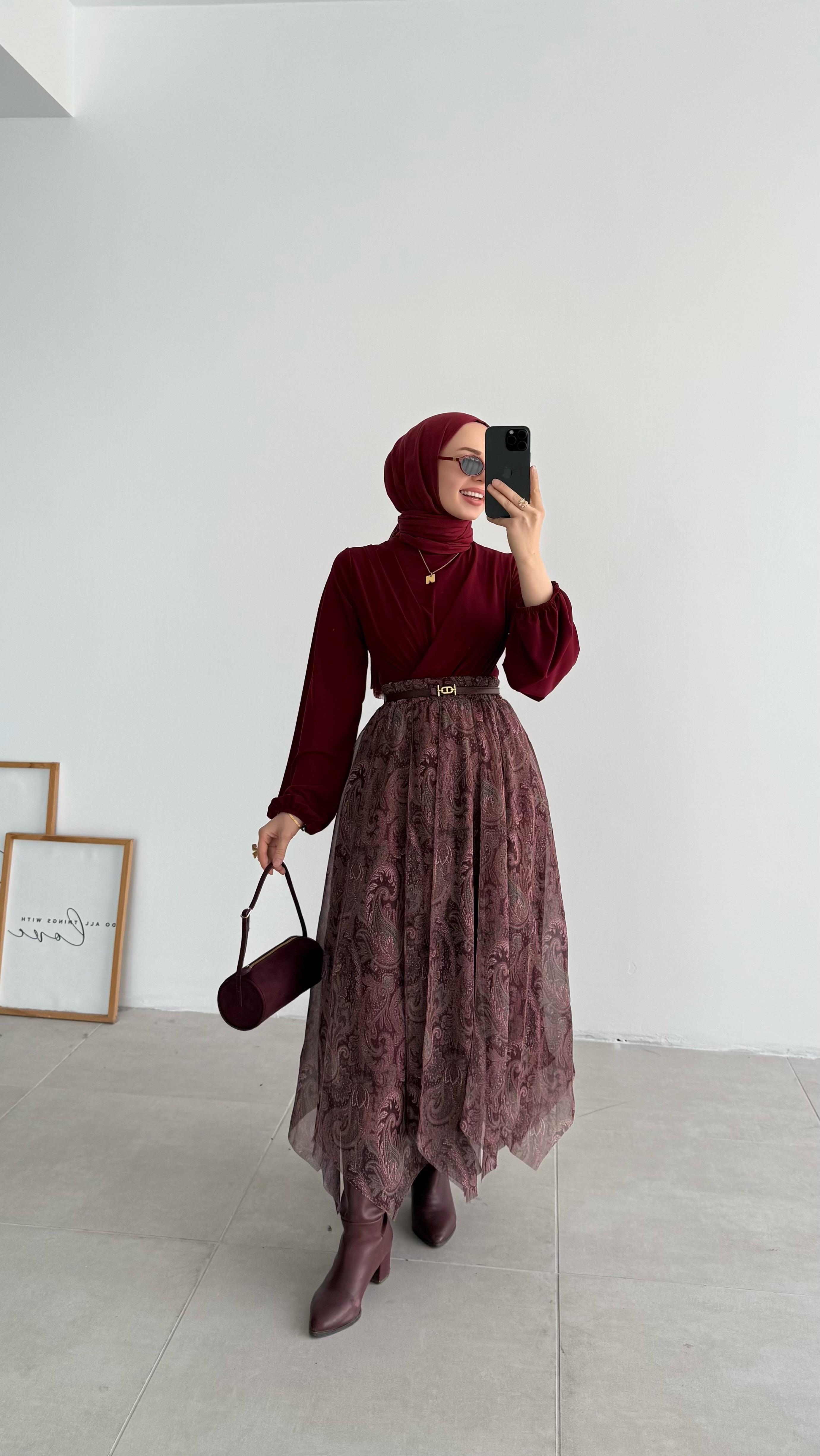 Stupendo Etnik Desen Asimetrik Bordo Etek