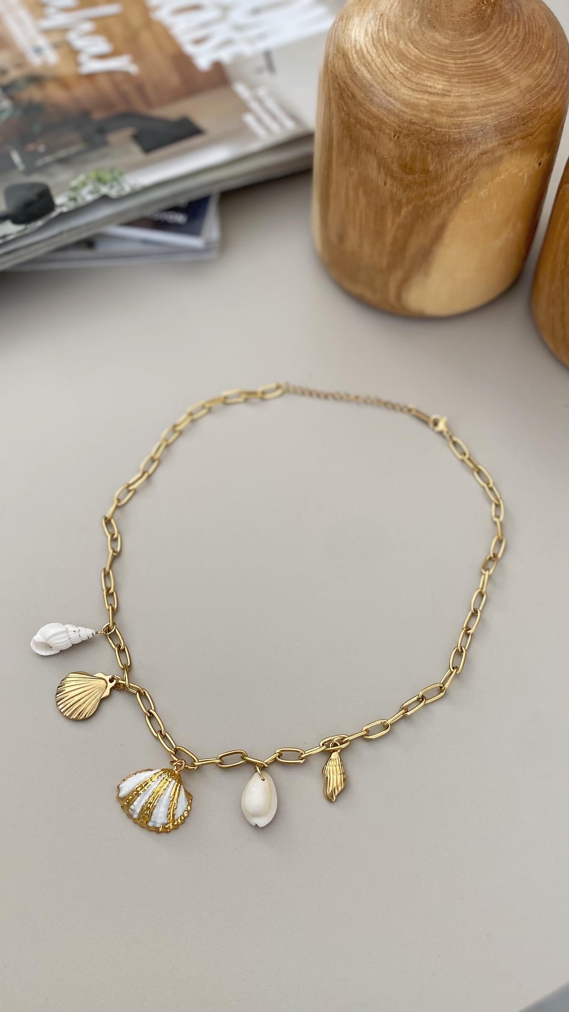 Tanyeli Gold Deniz Kabuklu Kolye