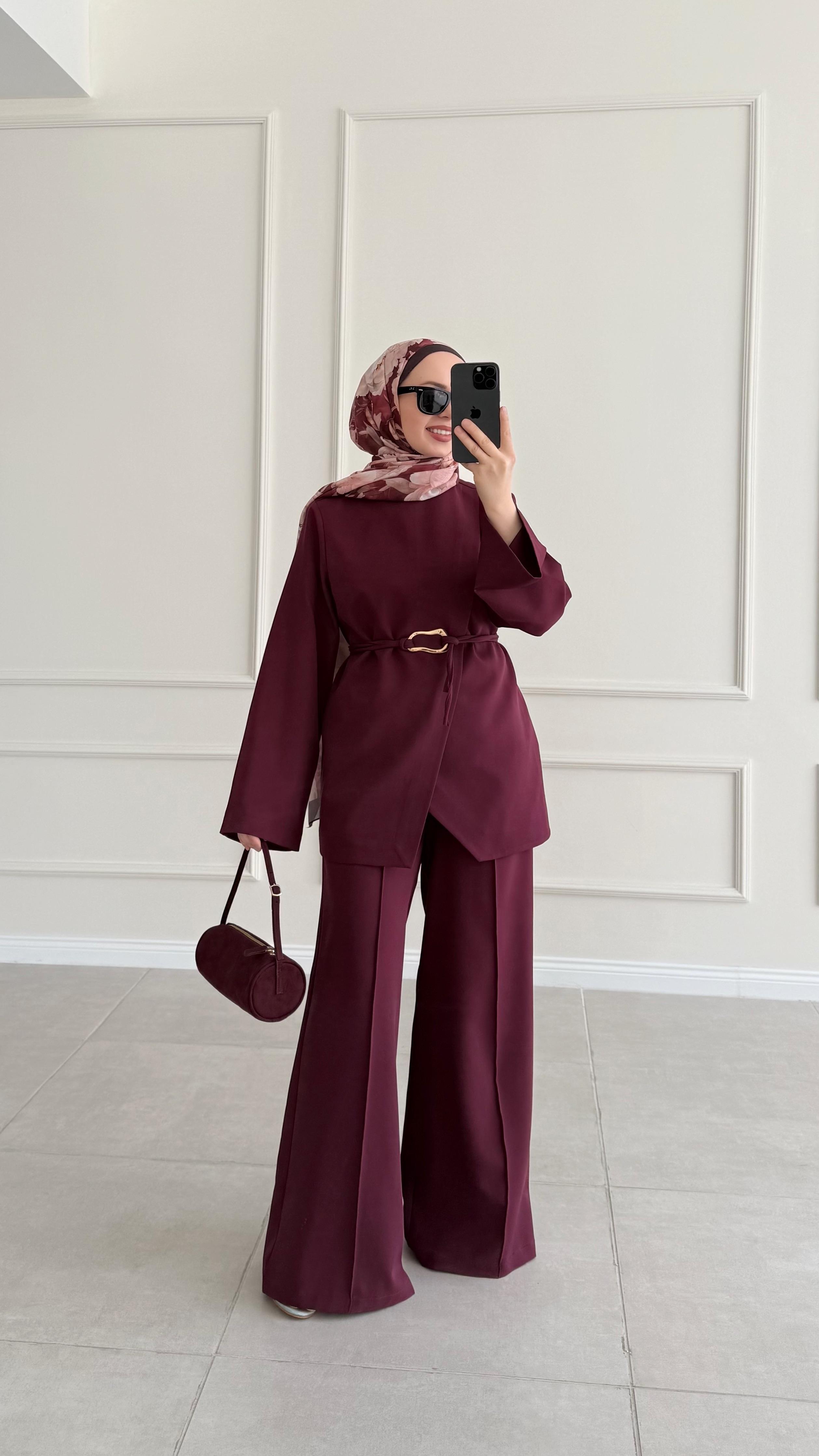 Tulip Çift Ön Detaylı Gold Kemerli Bordo Pantolonlu  Takım 