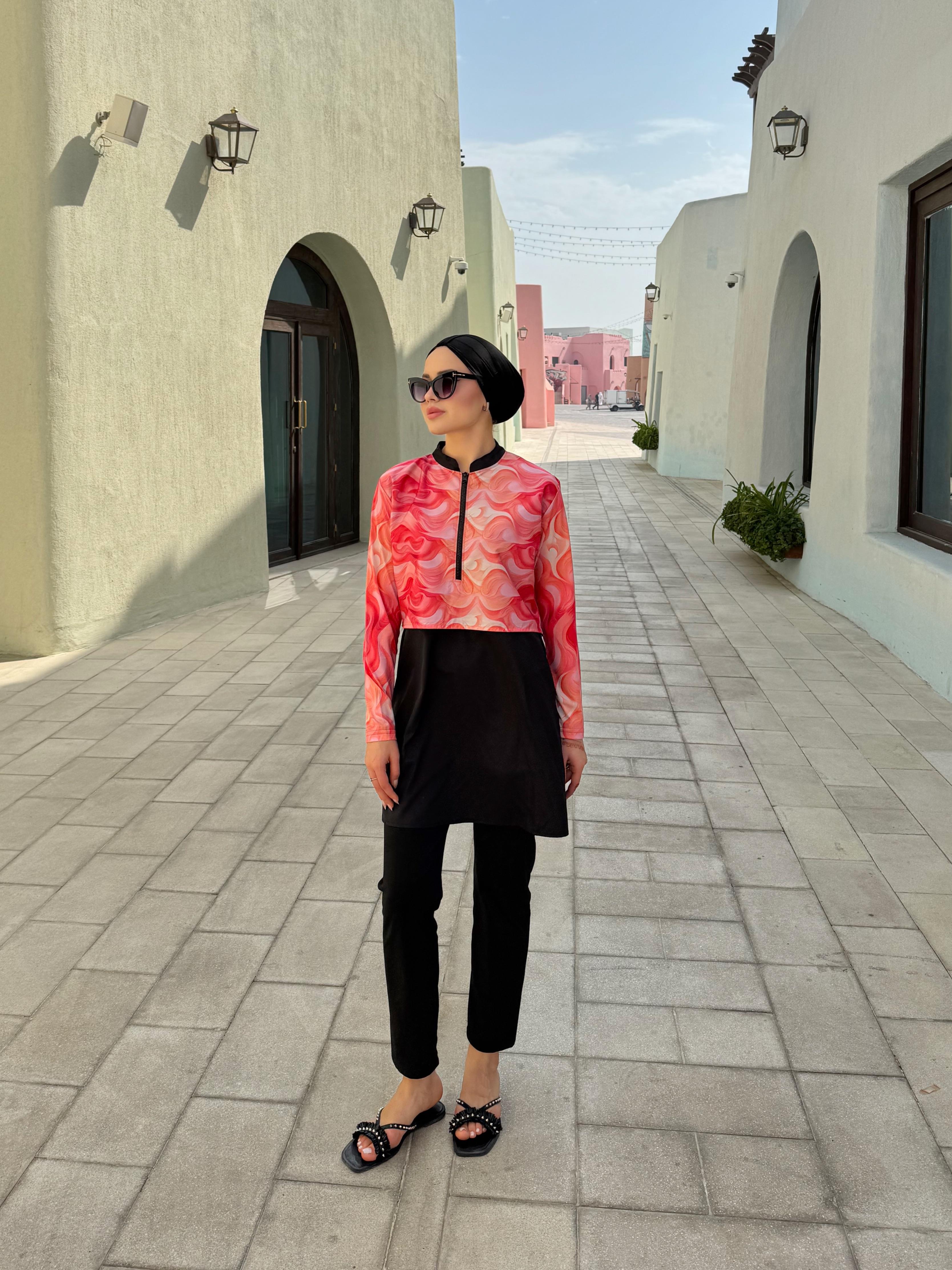 Yarım Dijital Turuncu Dalga Baskılı Tesettür Siyah Mayo