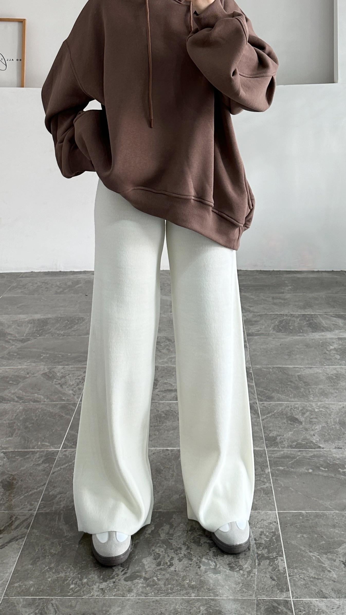 Yoko Beyaz Triko Pantolon