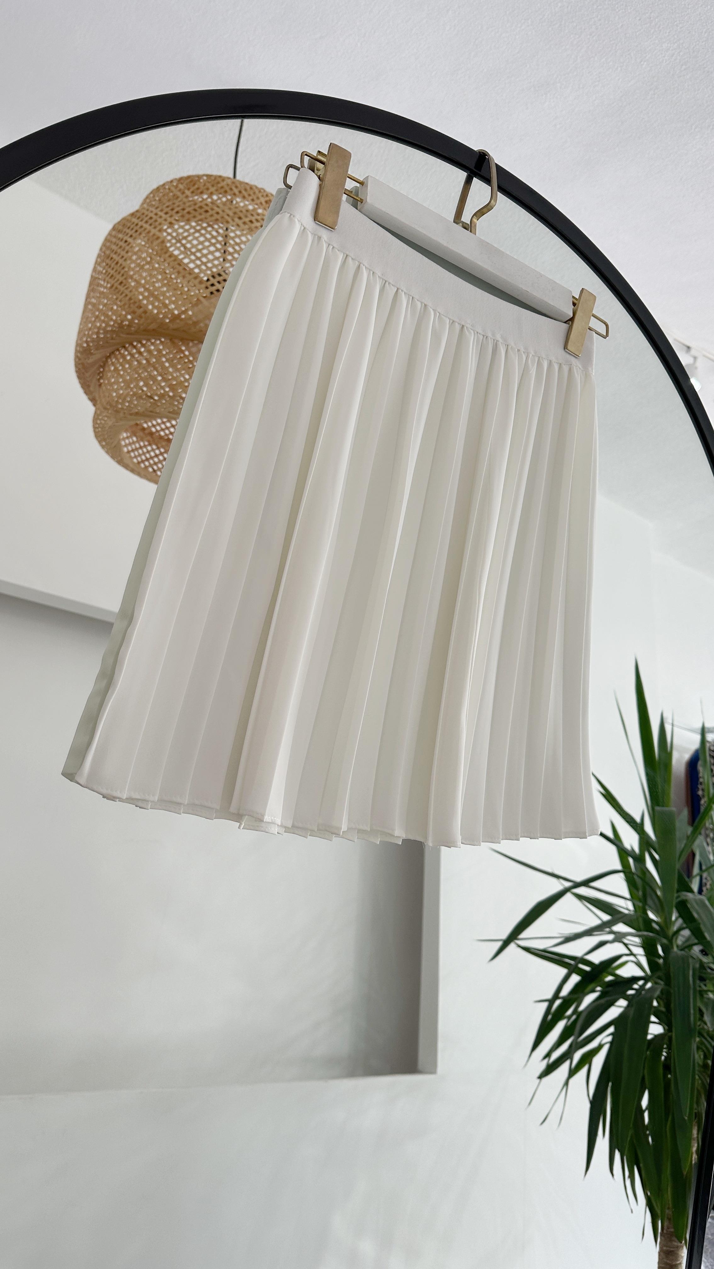 Zoe Piliseli Beyaz Etek İçlik