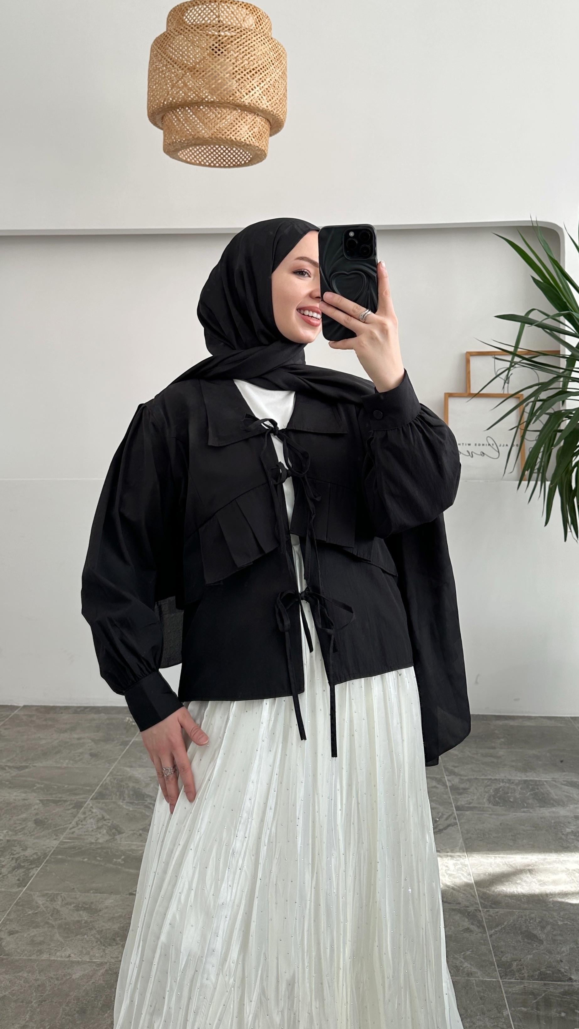 ZRA Pinterest Siyah Gömlek  