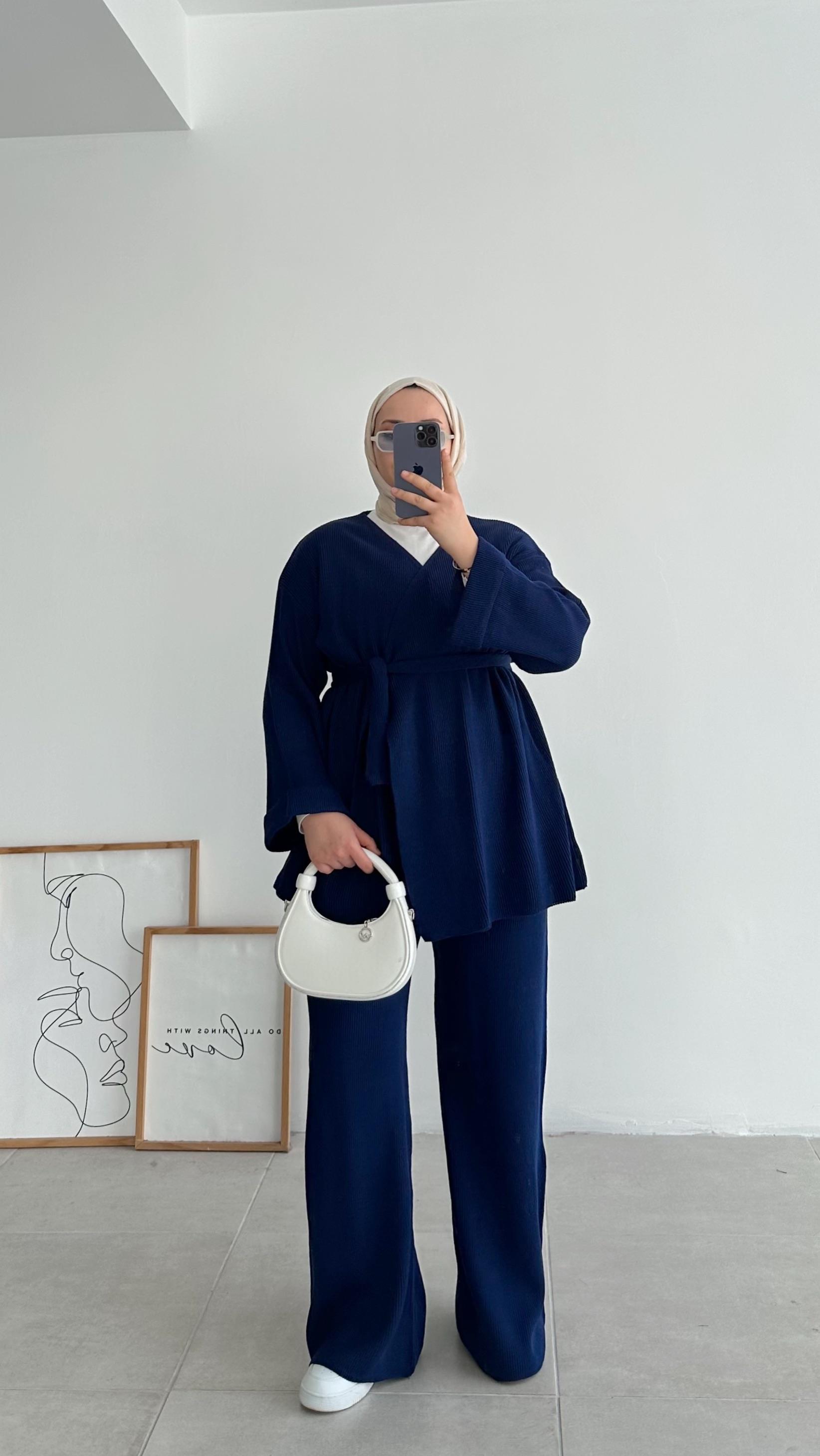 Alexa Hırkalı Lacivert Triko Takım