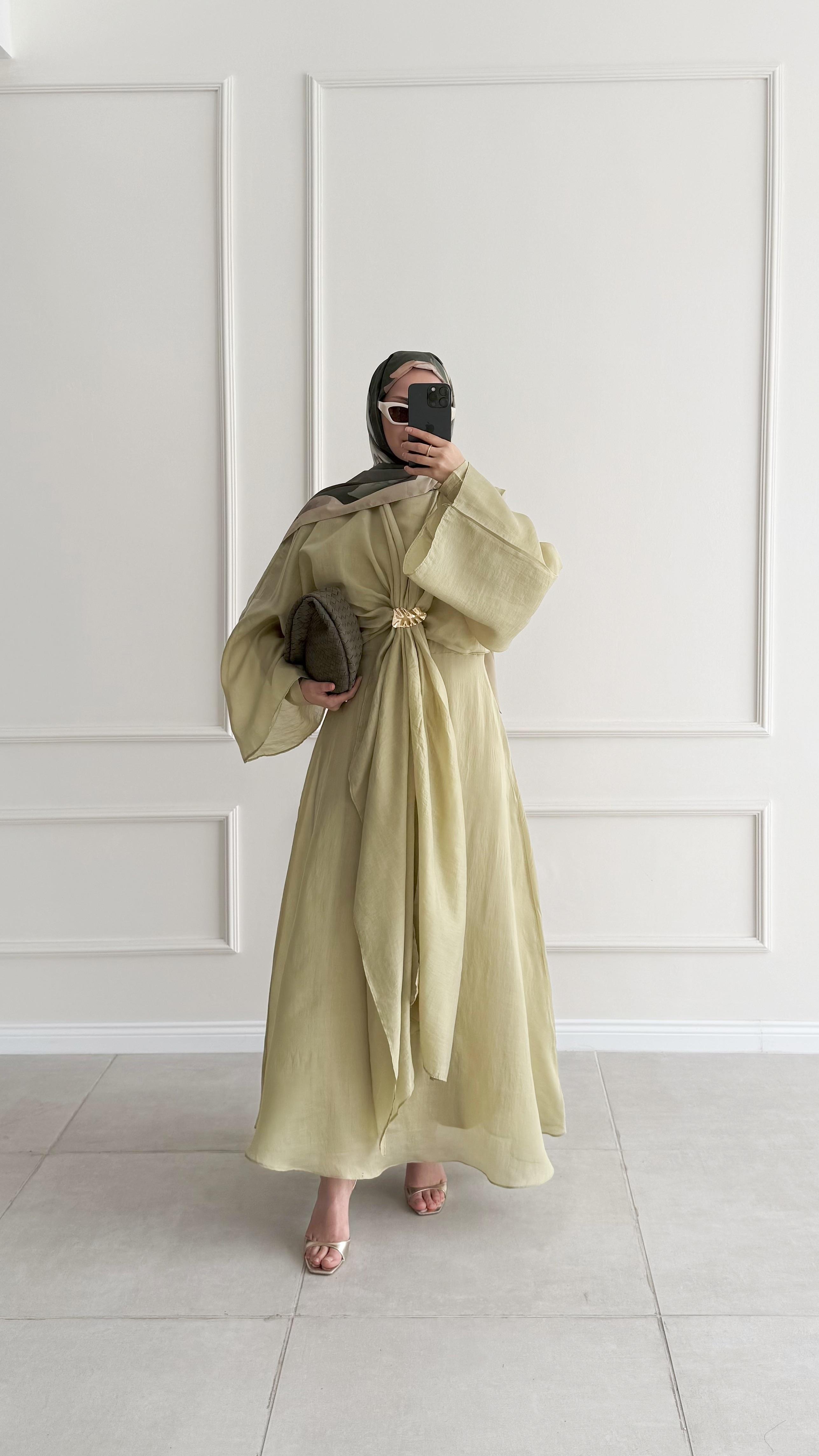 Analisa Boroşlu Premıum Çağla Yeşili Elbise