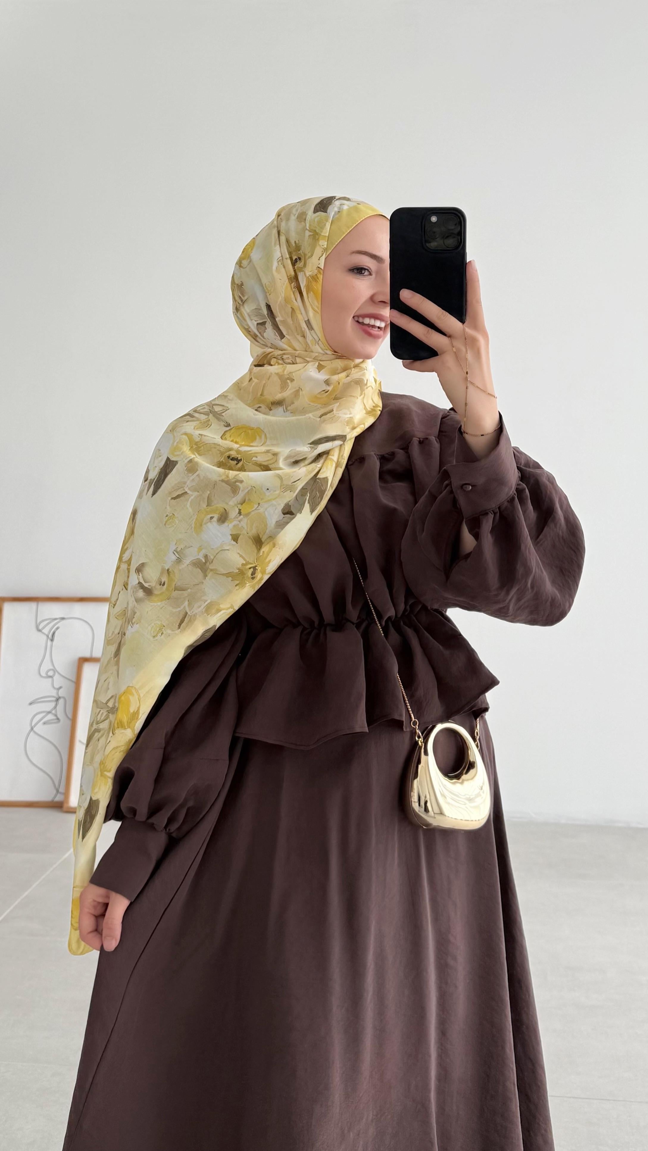 Anel Çiçek Desenli İpek Sarı Şal