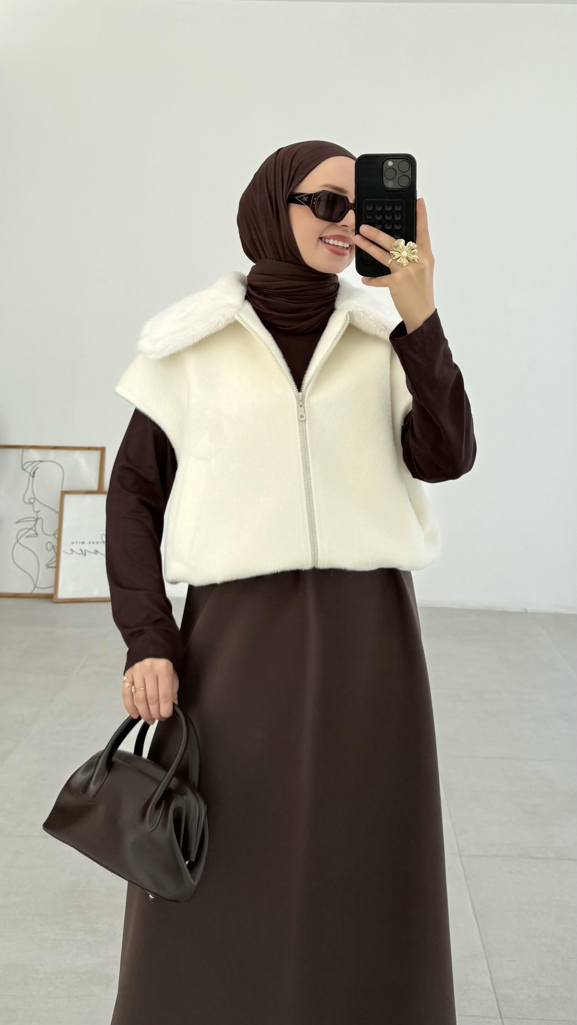 Anoll Kürk Yaka Kaşe Ekru Yelek