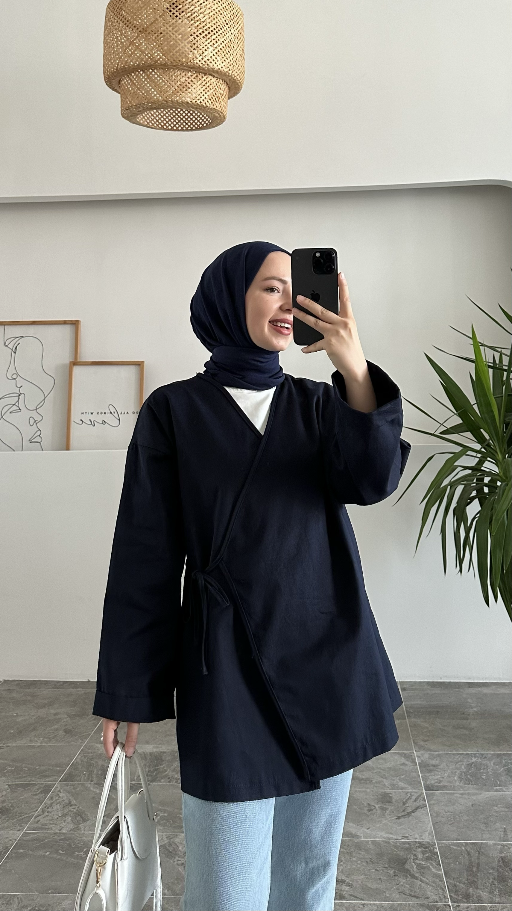 Apay Bağlamalı Lacivert Keten Kimono